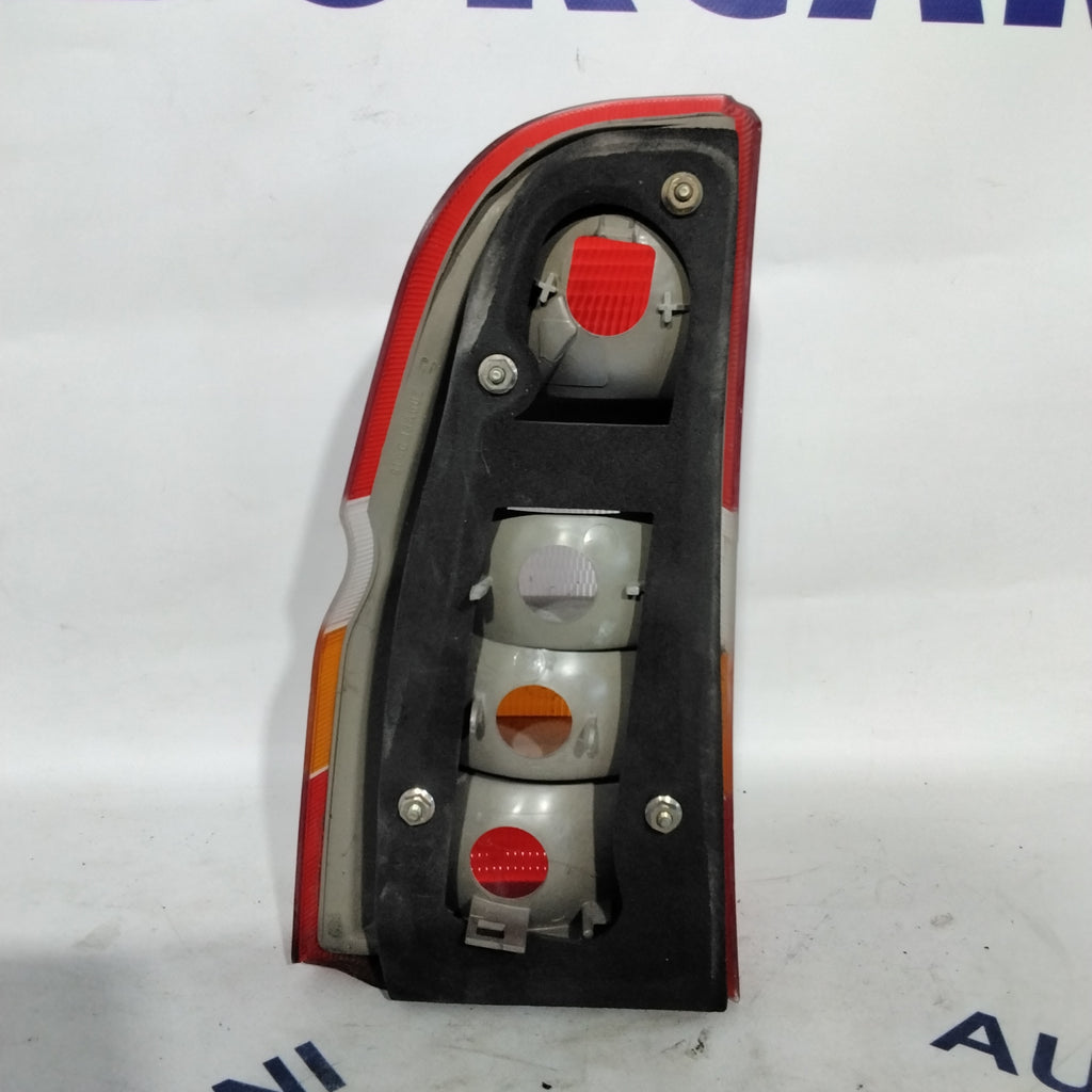 Ford Escort right stop light year 1998 code: 91AG13A602 (sf9p2)