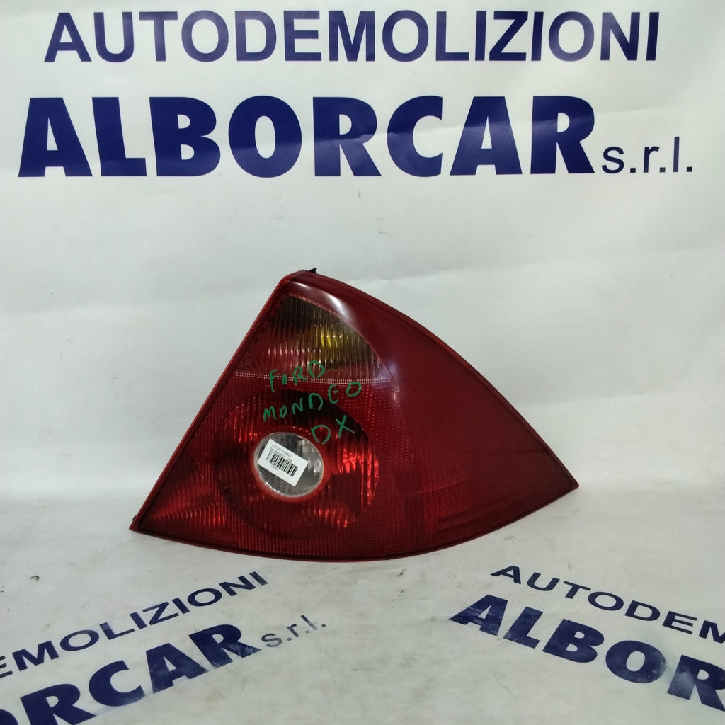 Ford Mondeo right stop light year 2001 code: 1S7113404A (sf9p1)