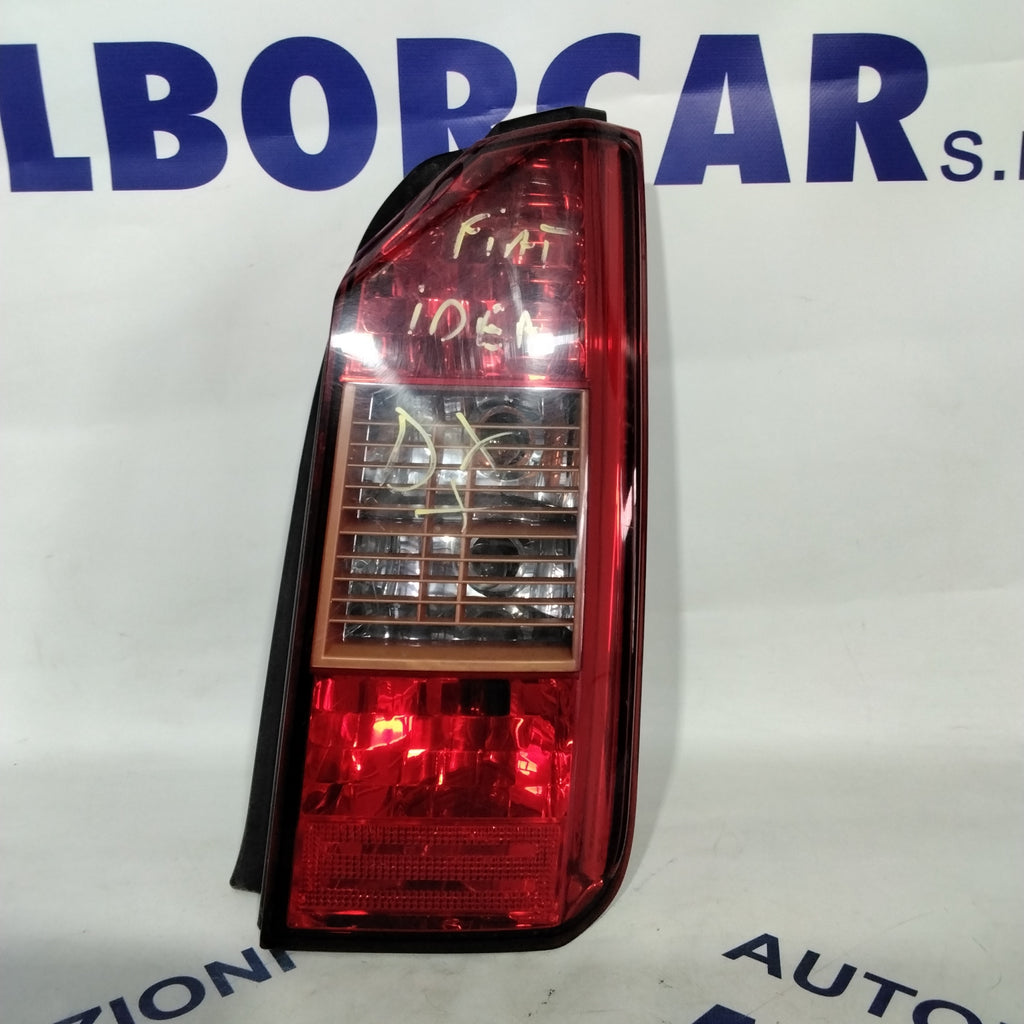 Right tail light Fiat Idea year 2005 part number 46829508