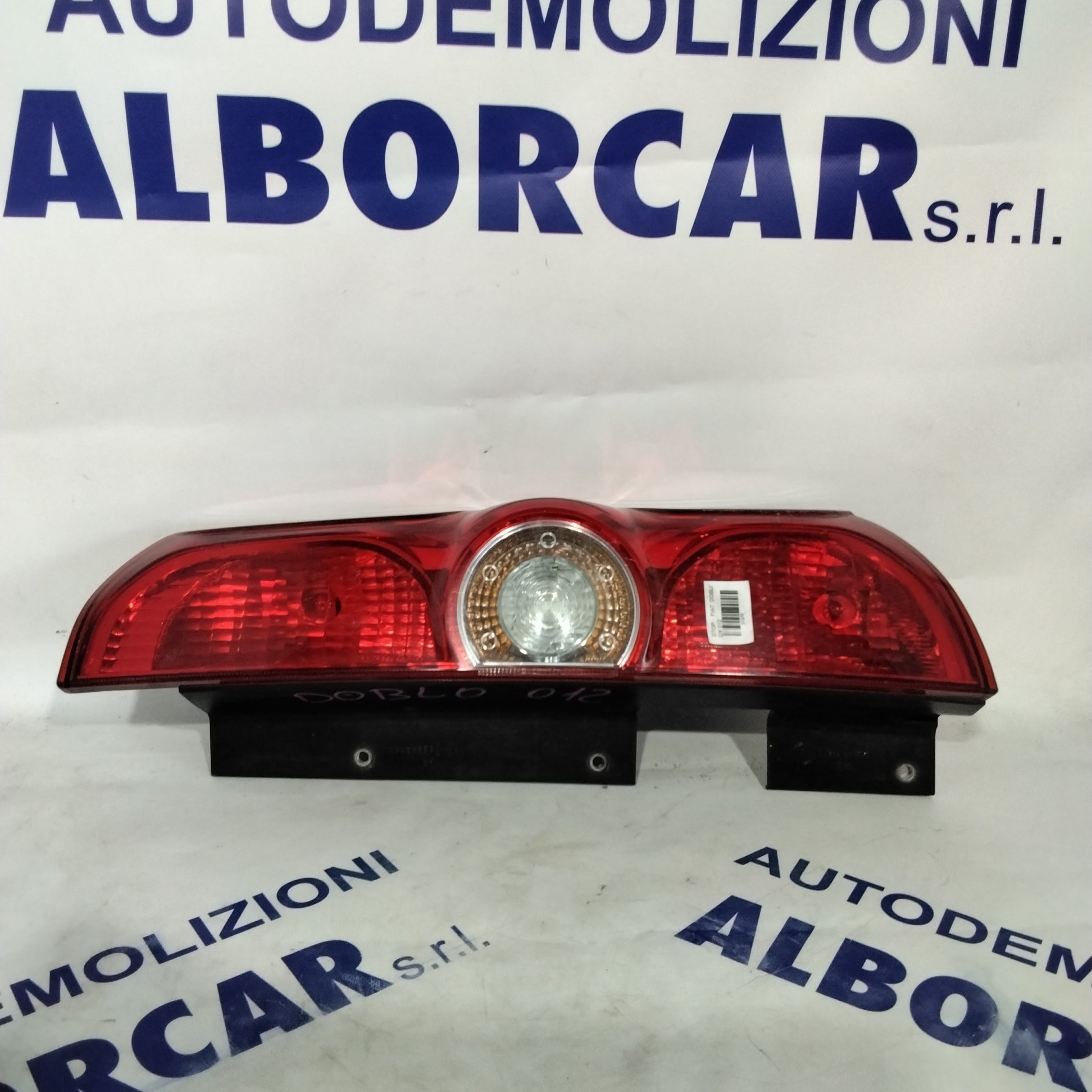 right tail light Fiat Doblò year 2012 code 00518106730