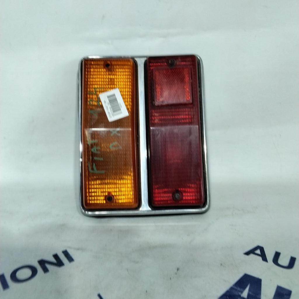 fanale stop  destro fiat 124 anno 1974