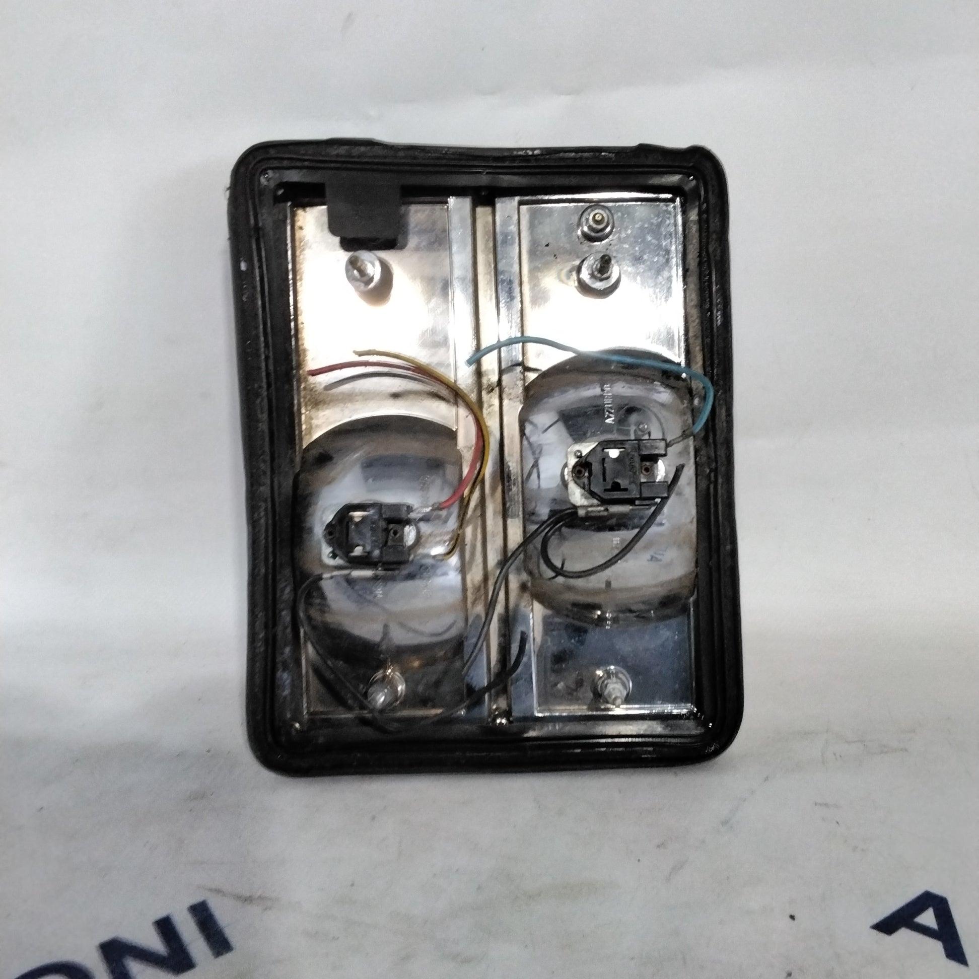 fanale stop  destro fiat 124 anno 1974