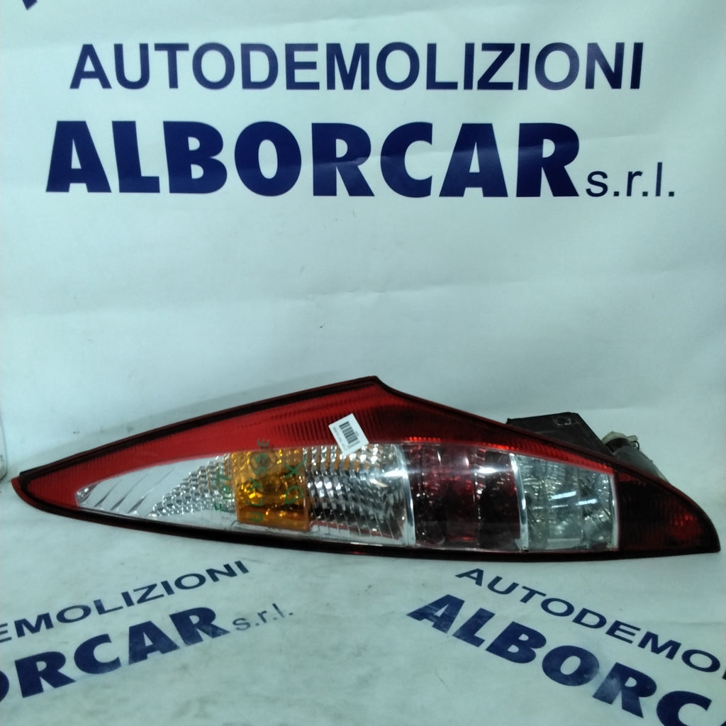 fanale stop sinistro fiat ulysse  anno 2002 codice 25532557