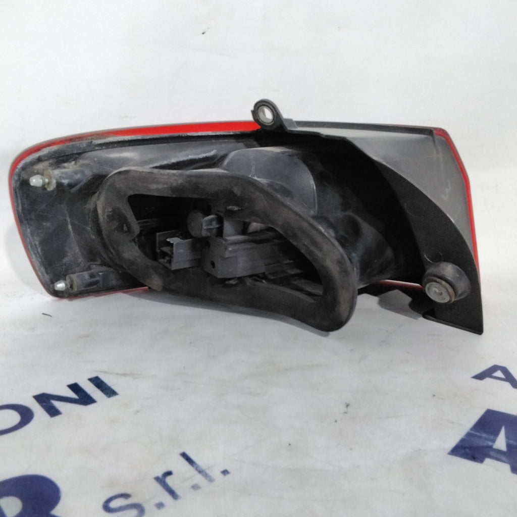 right stop light fiat croma year 2007 code 51727249