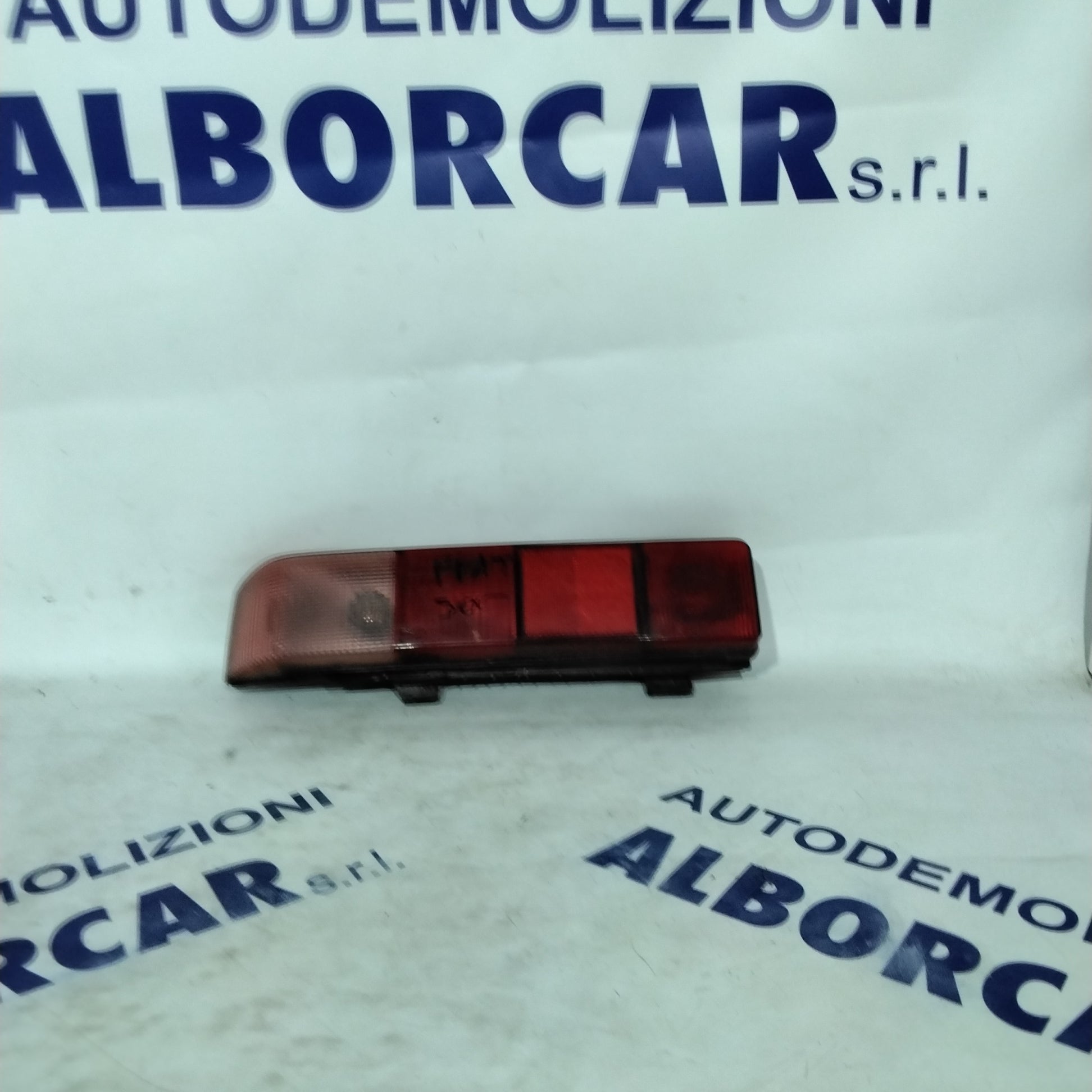 Fiat 500 left stop light year 1997 part number 7629367