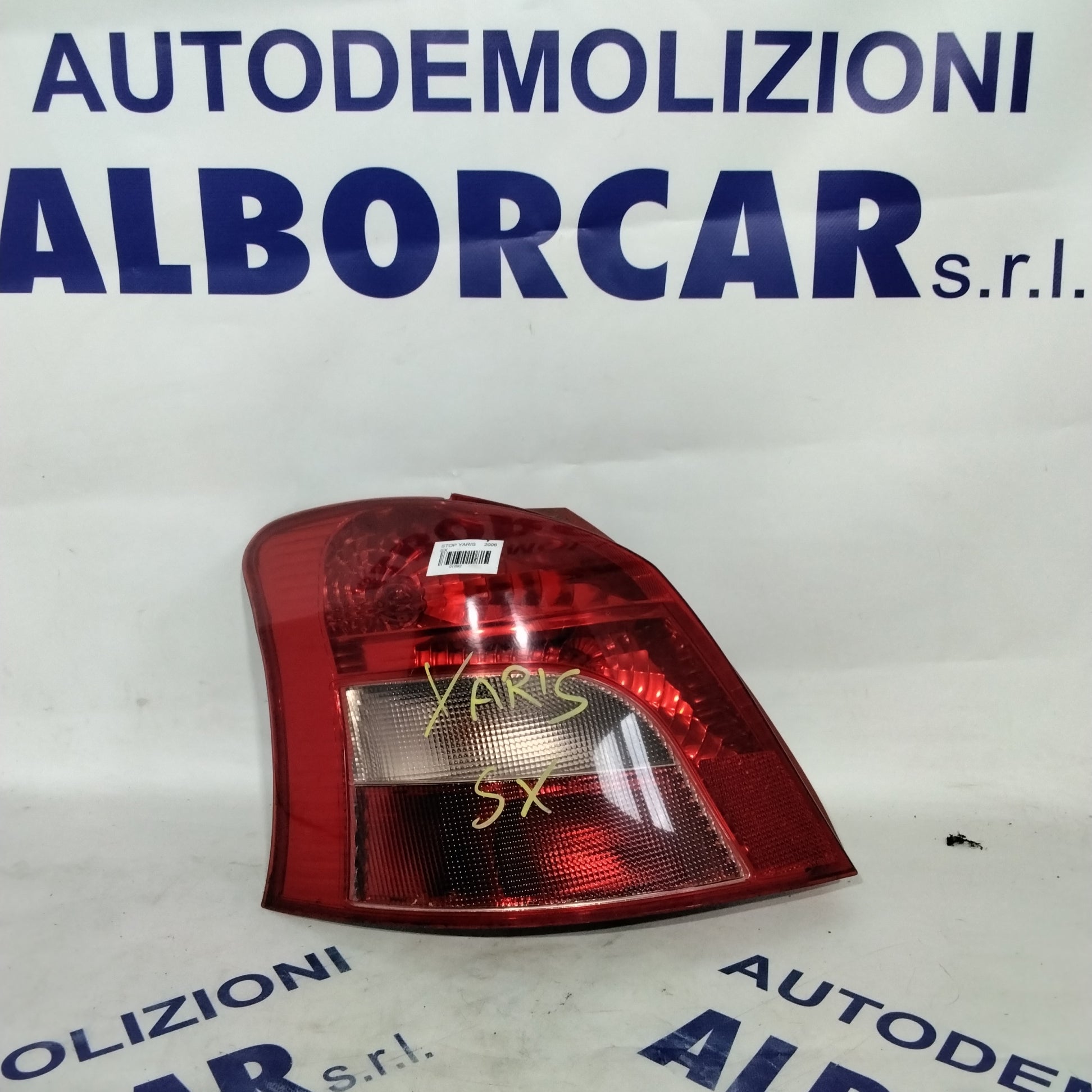 Toyota Yaris left tail light 2006 (sf9p1)