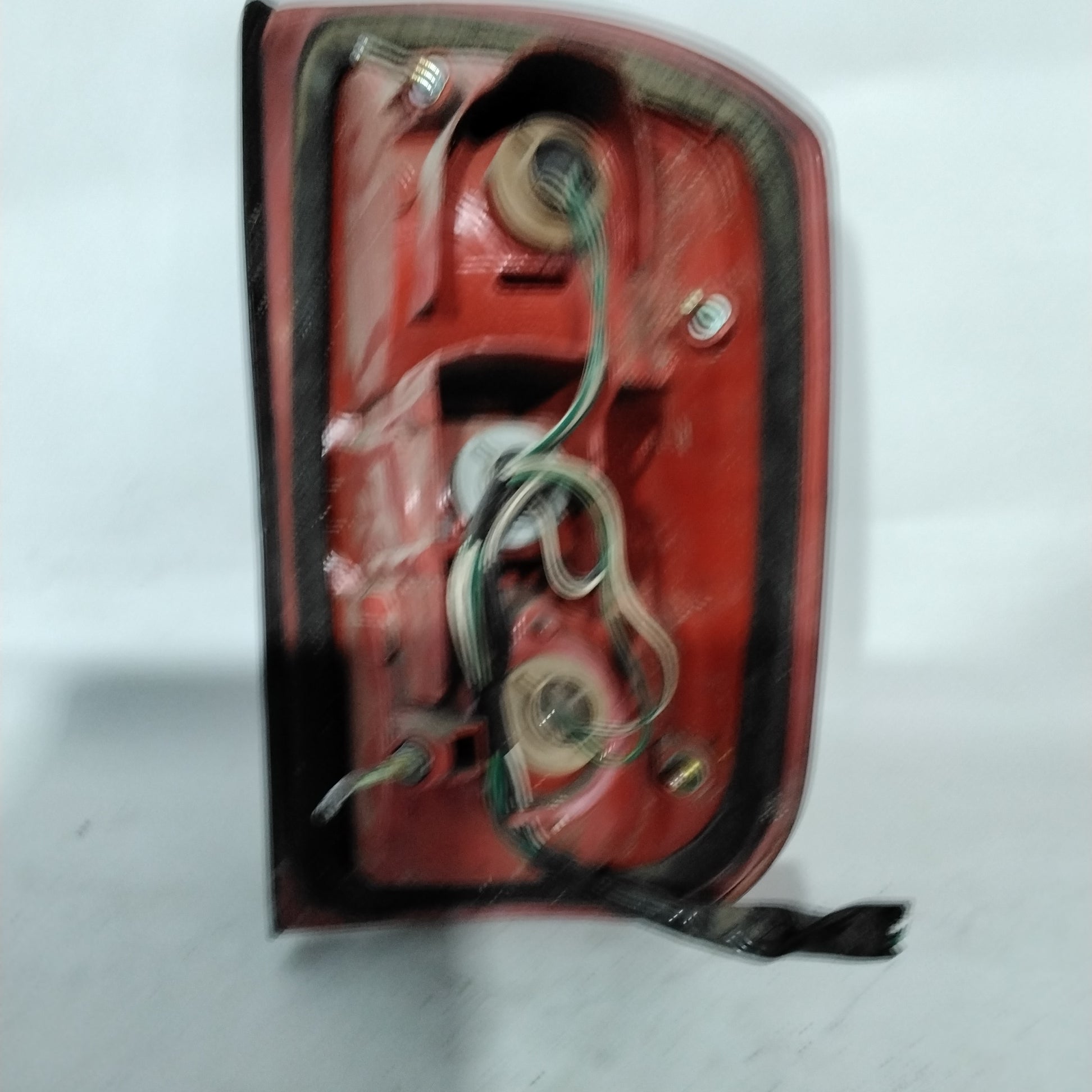 Taillight Toyota RAV4 left 2004 (sf9p1)