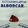 Toyota Avensis right stop light year 2002 (sf9p1)