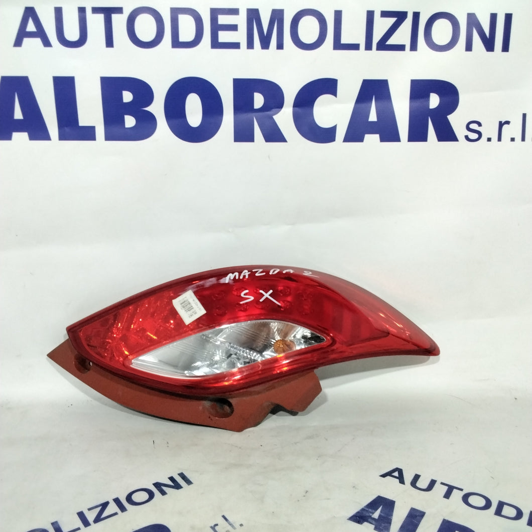 fanale stop sinistro mazda2  anno 2009 codice: D65151160 (sf9p1)