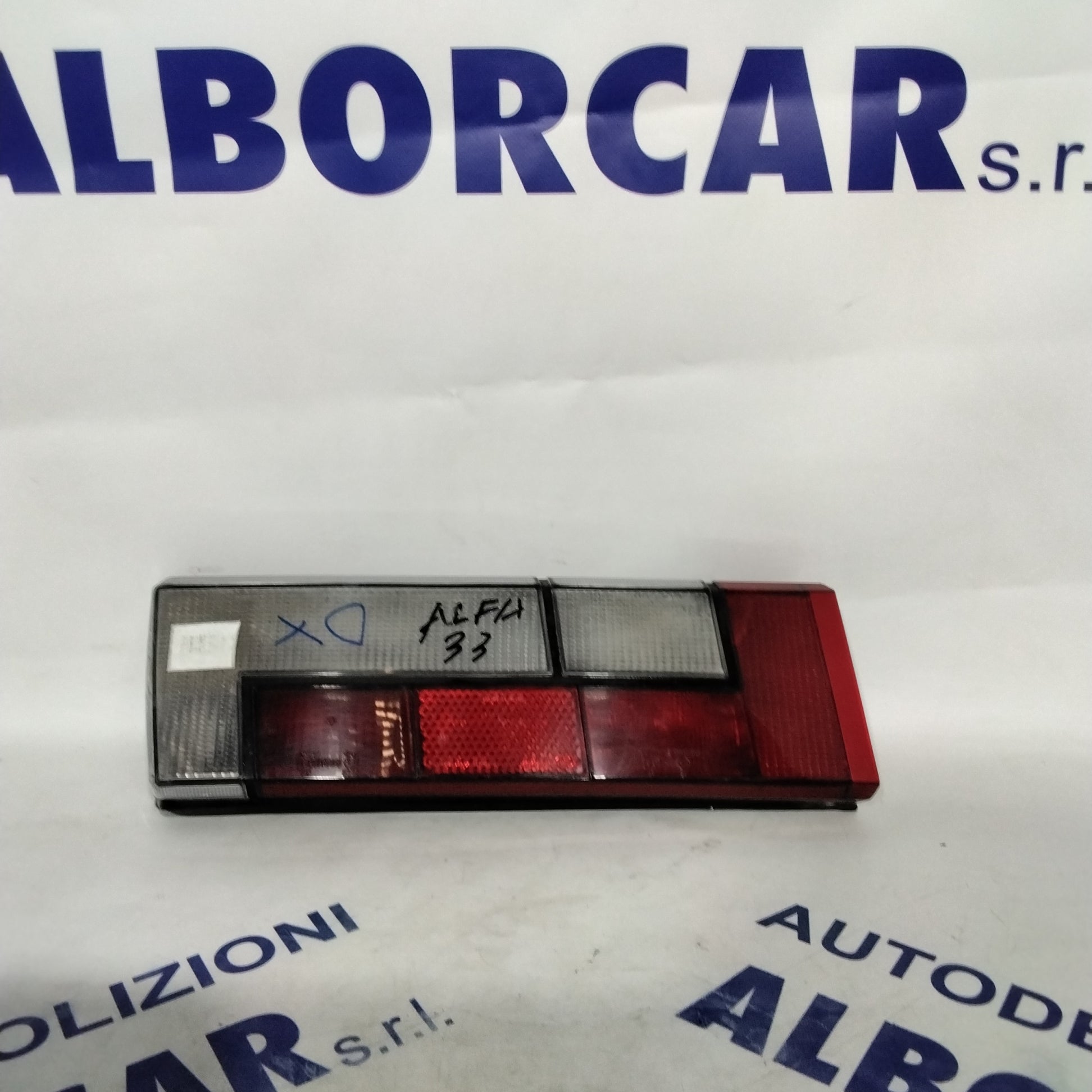 right stop light Alfa Romeo 33 year 1992
