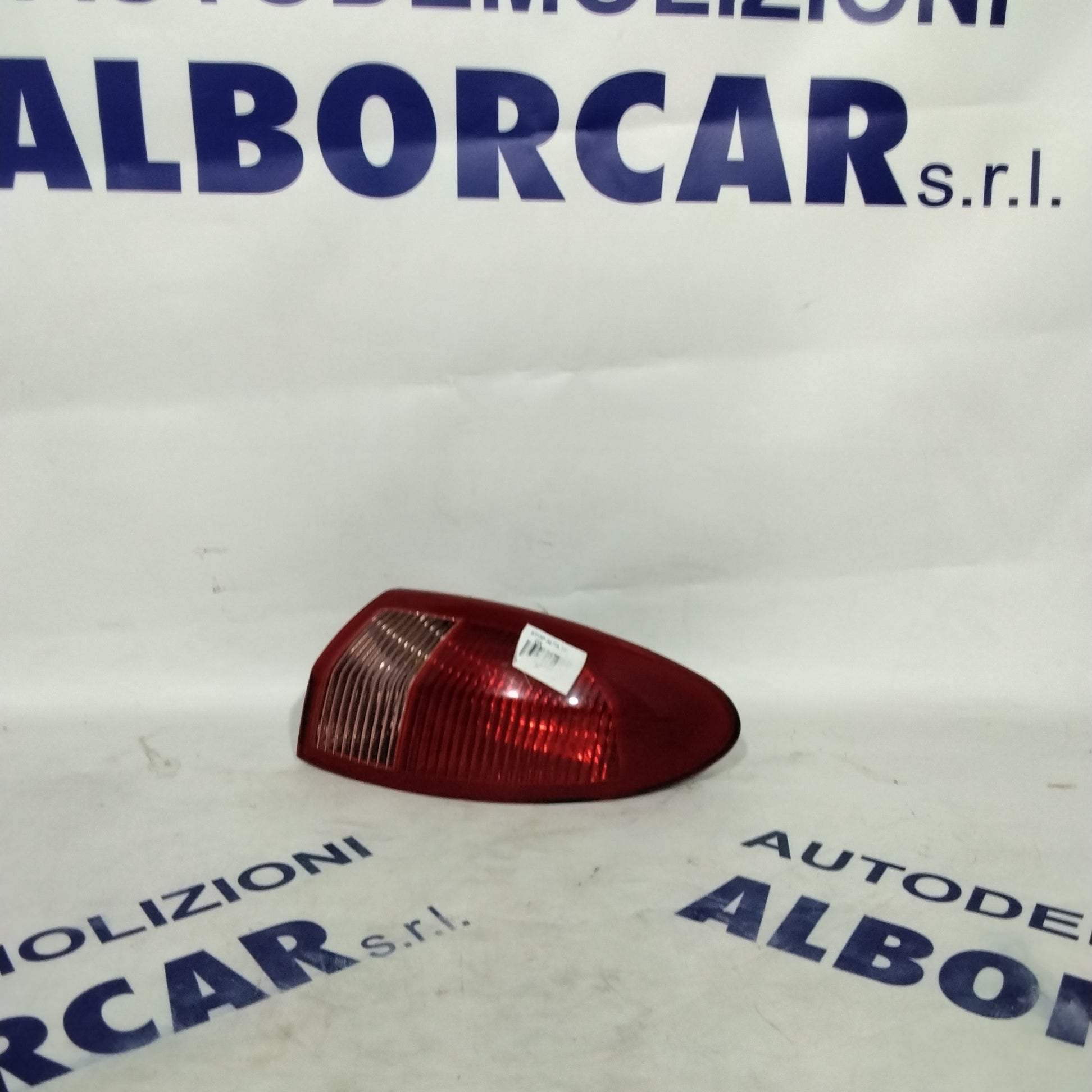 right stop light Alfa Romeo 147 year 2004 code 46556347