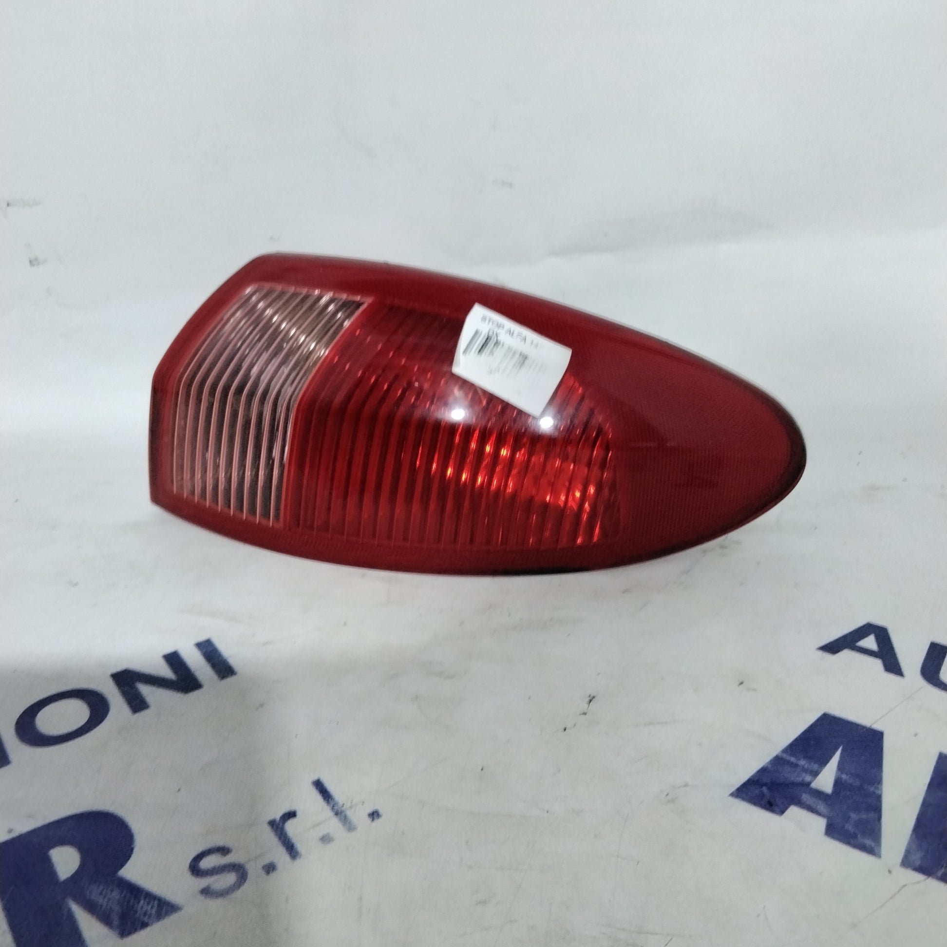 right stop light Alfa Romeo 147 year 2004 code 46556347