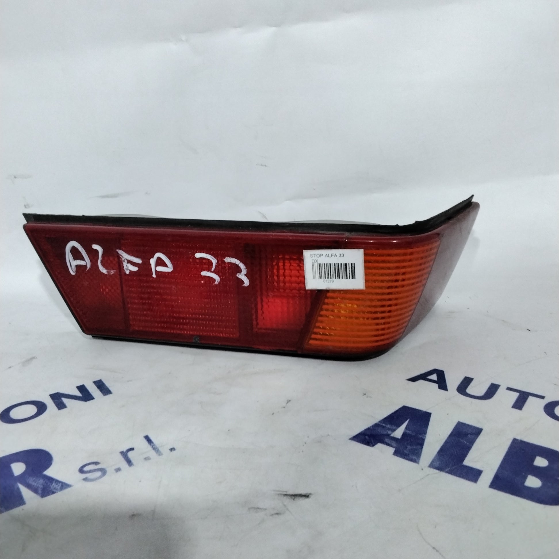 fanale stop destro alfa romeo 33  anno 1994 codice 16607