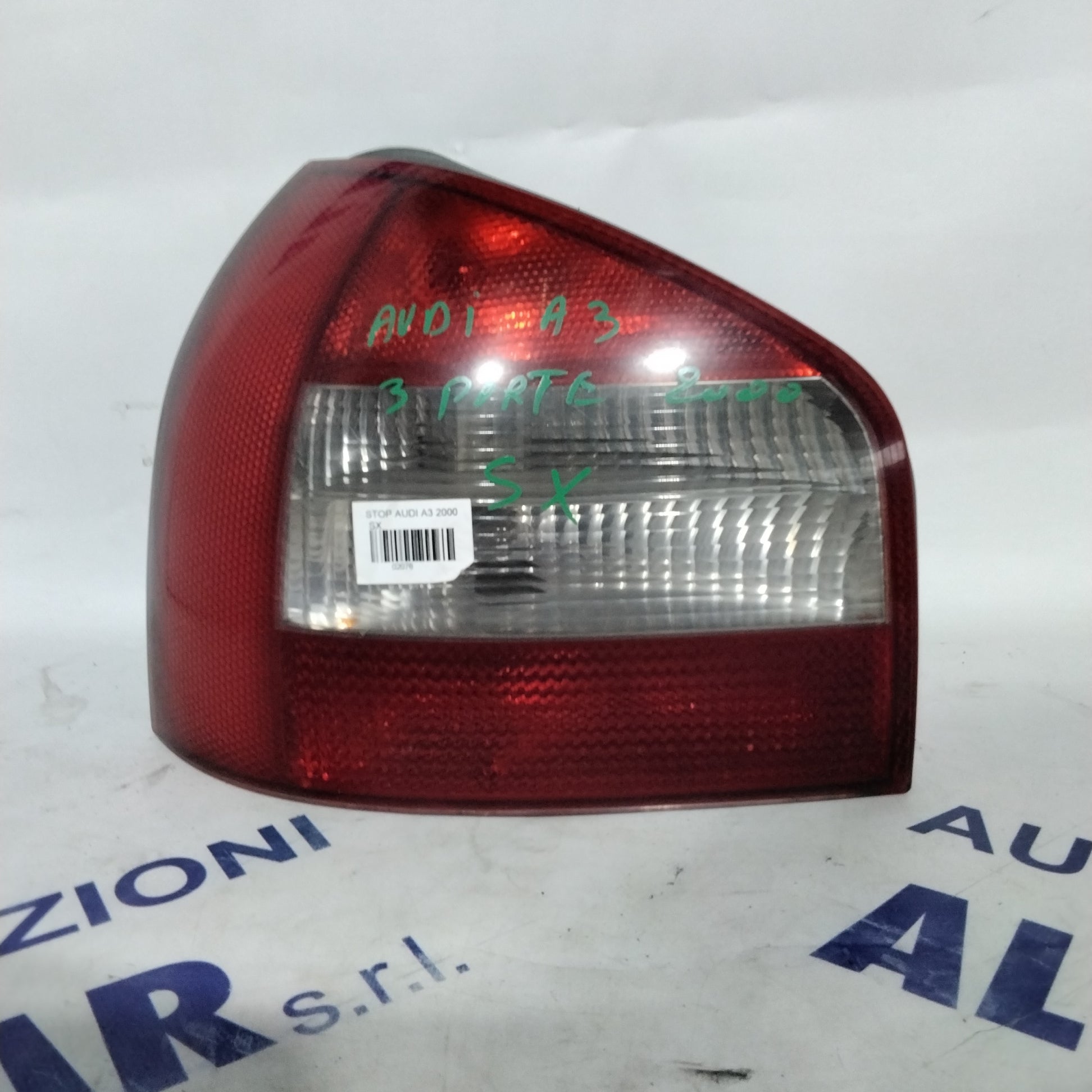 left tail light Audi A3 year 2000 code 8L0945096B05S