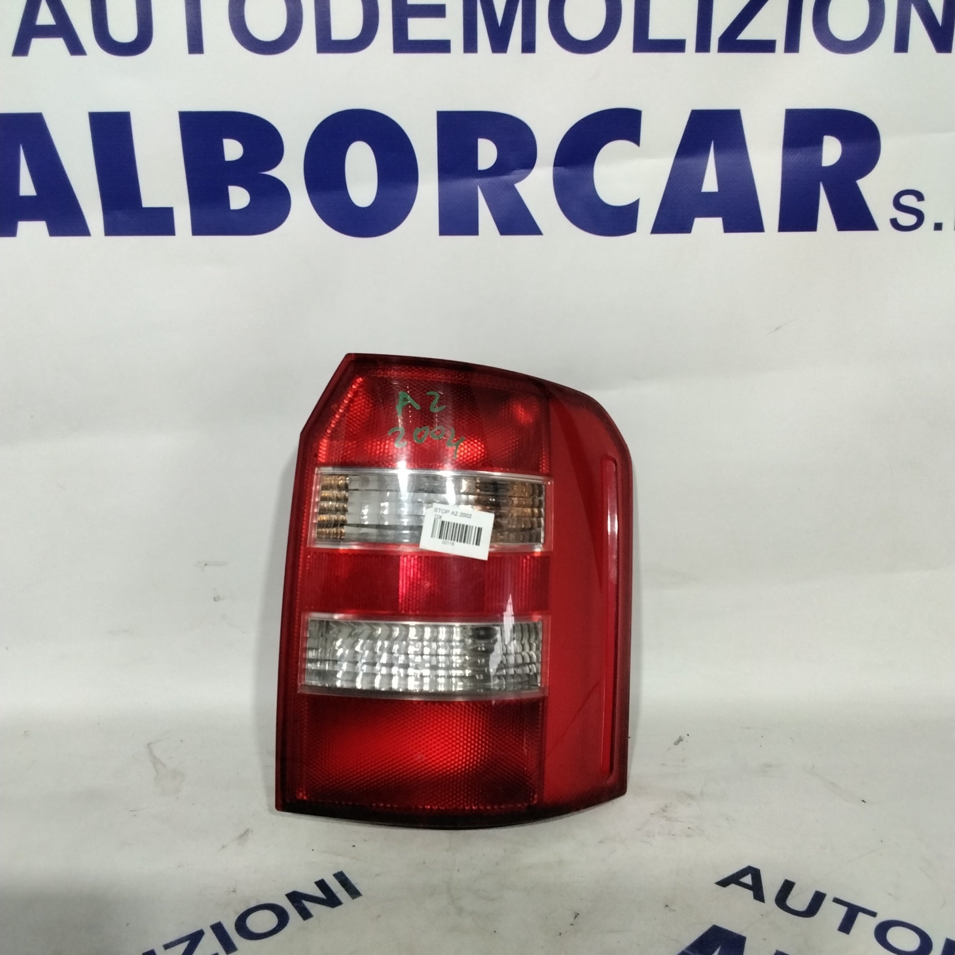 right stop light Audi A2 year 2004 code 286602