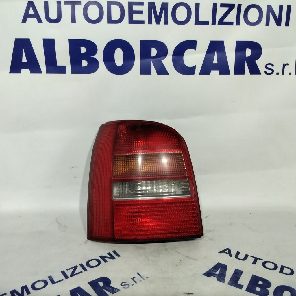 left tail light Audi A4 year 1998 code 8D9945095D