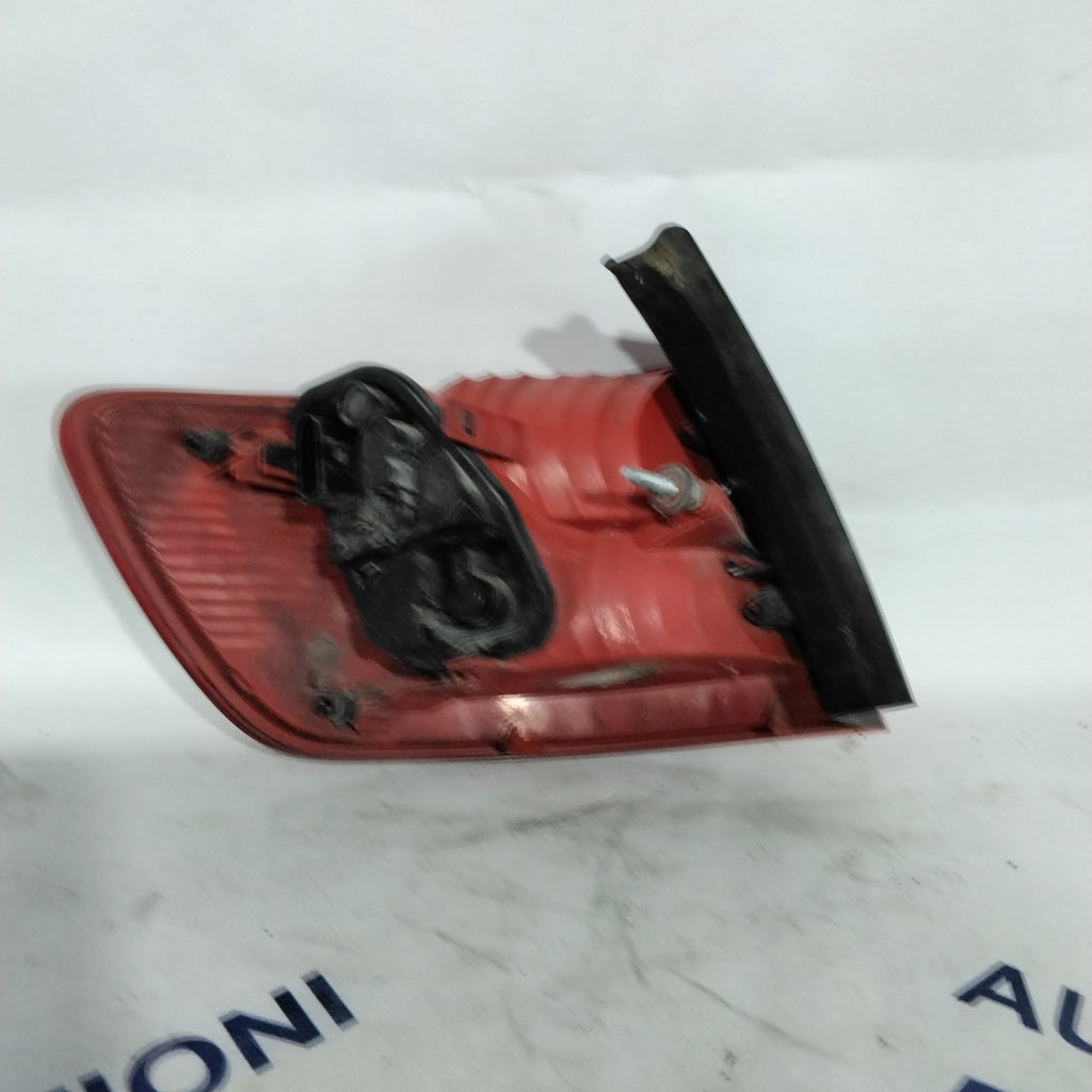 right taillight Audi A6 year 2006 code 89036920