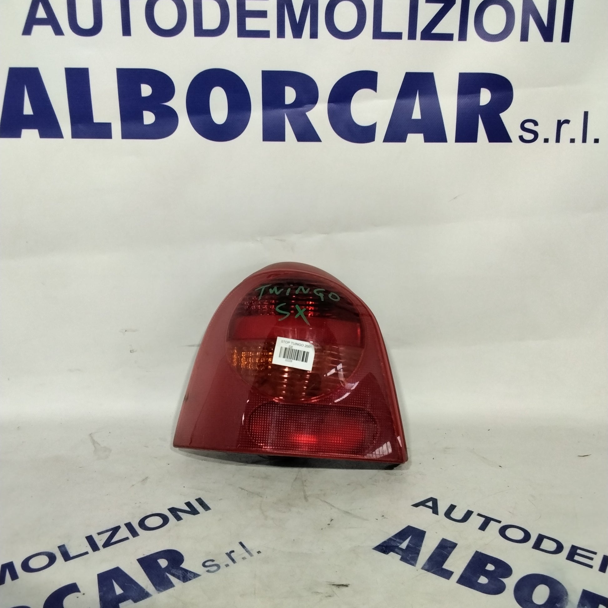 Renault Twingo left tail light year 2001 code: 085511940L (sf9p1)