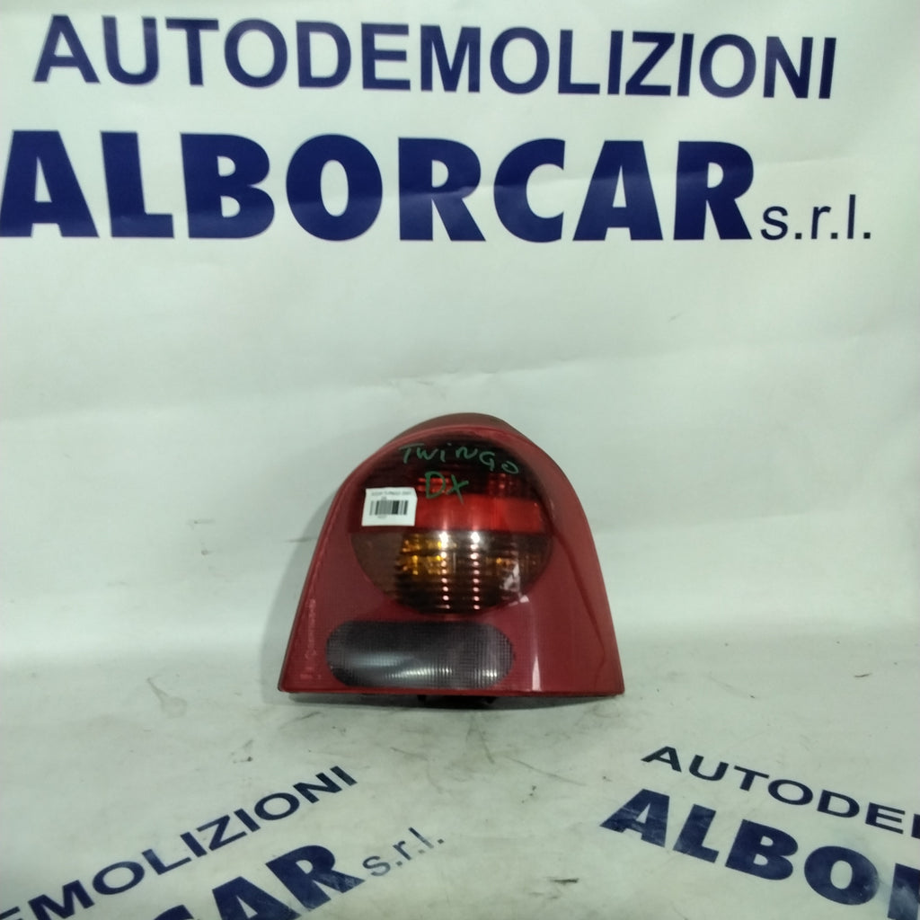 Renault Twingo right tail light year 2001 code: D7700426320 (sf9p1)
