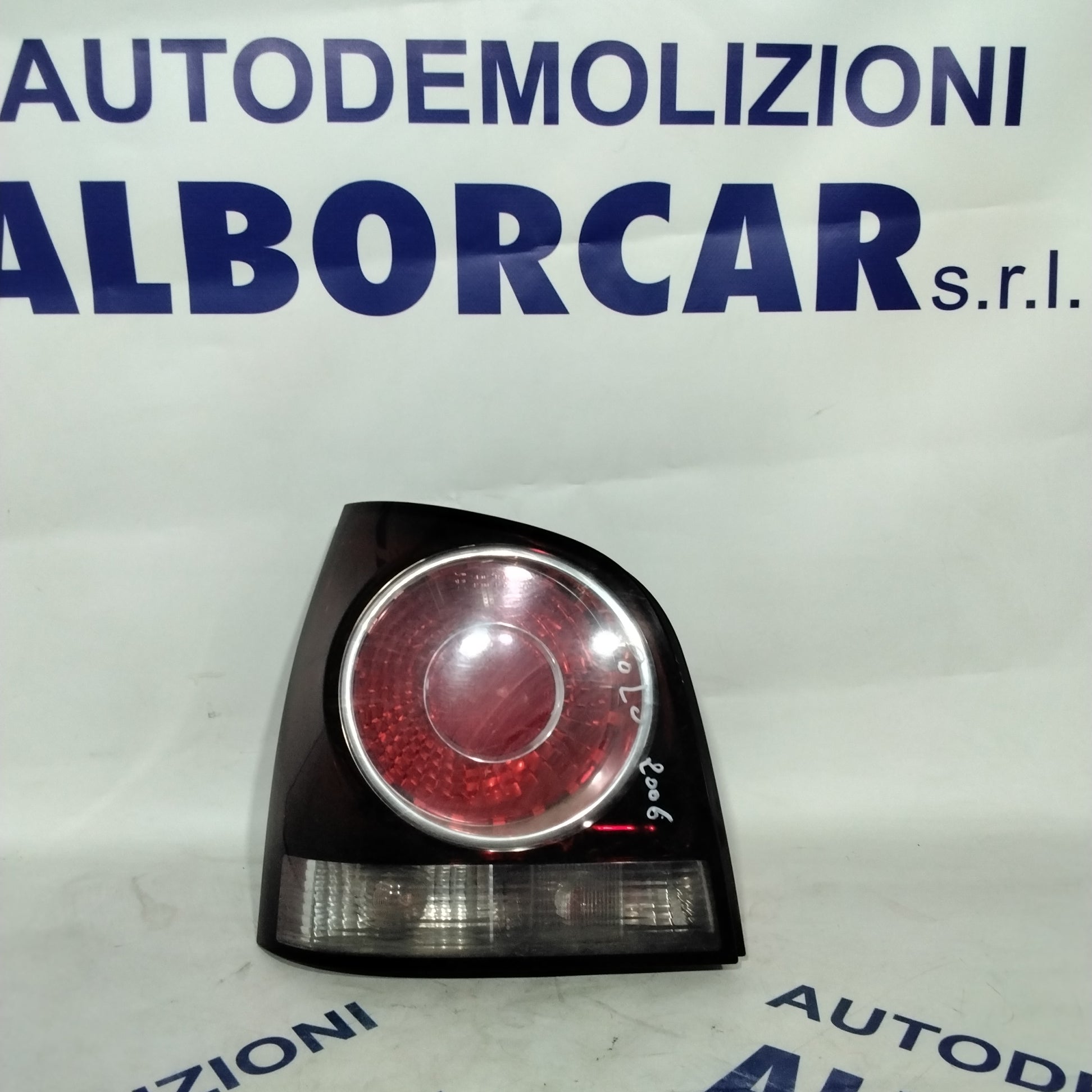 Volkswagen Polo left tail light, year 2006, part number: 6Q945095M (sf9p3)
