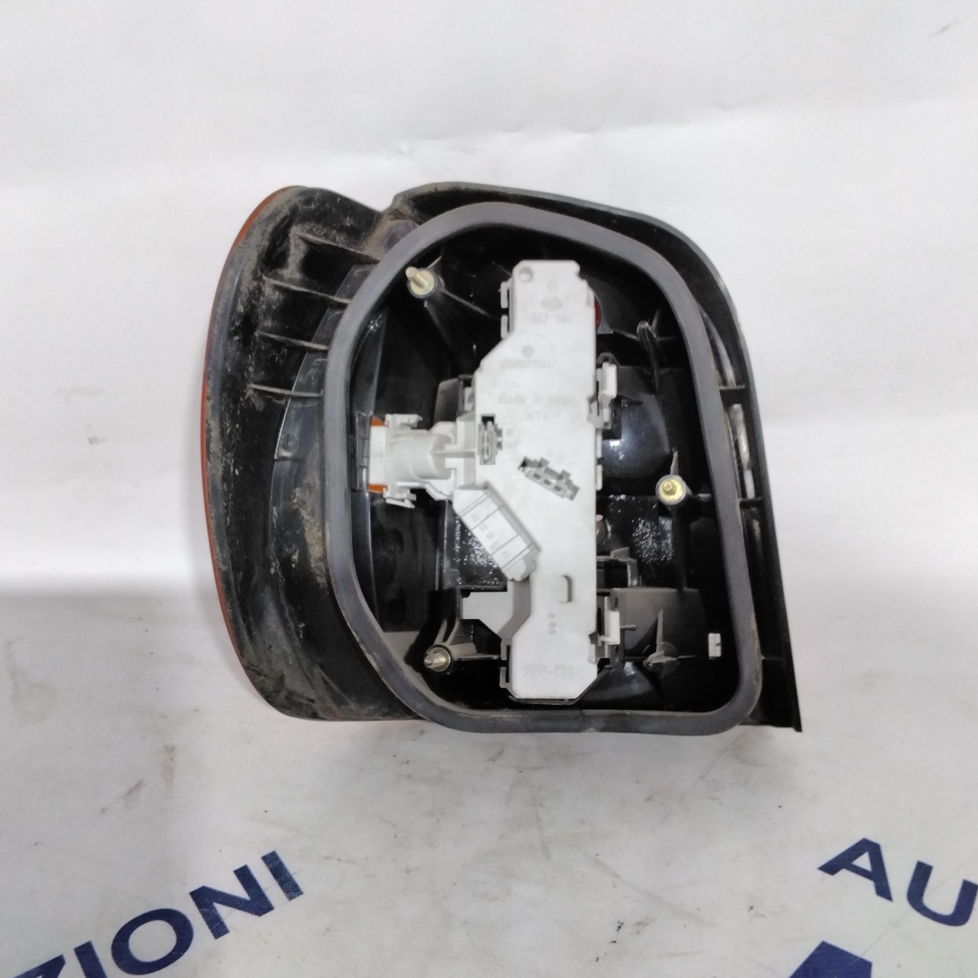 Fanale stop volkswagen polo sinistro anno 1996 codice: 6N0945086 (sf9p3)