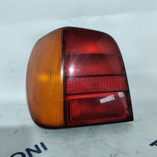 Carica l&#39;immagine nel visualizzatore di Gallery, Fanale stop volkswagen polo destro anno 1996 codice: 6N0945095 (sf9p3)
