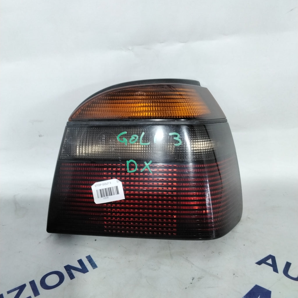Volkswagen Golf 3 right tail light year 1996 code: 1H6945112B (sf9p3)