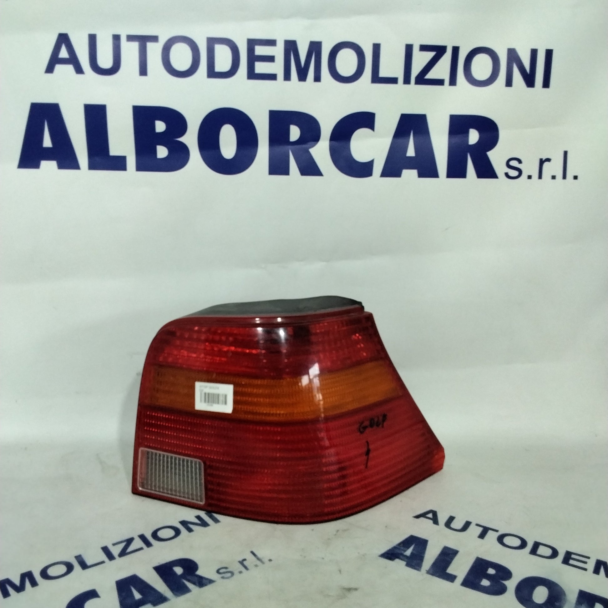 Taillight Volkswagen Golf 4 right year 2002 code: 37740719 (sf9p3)