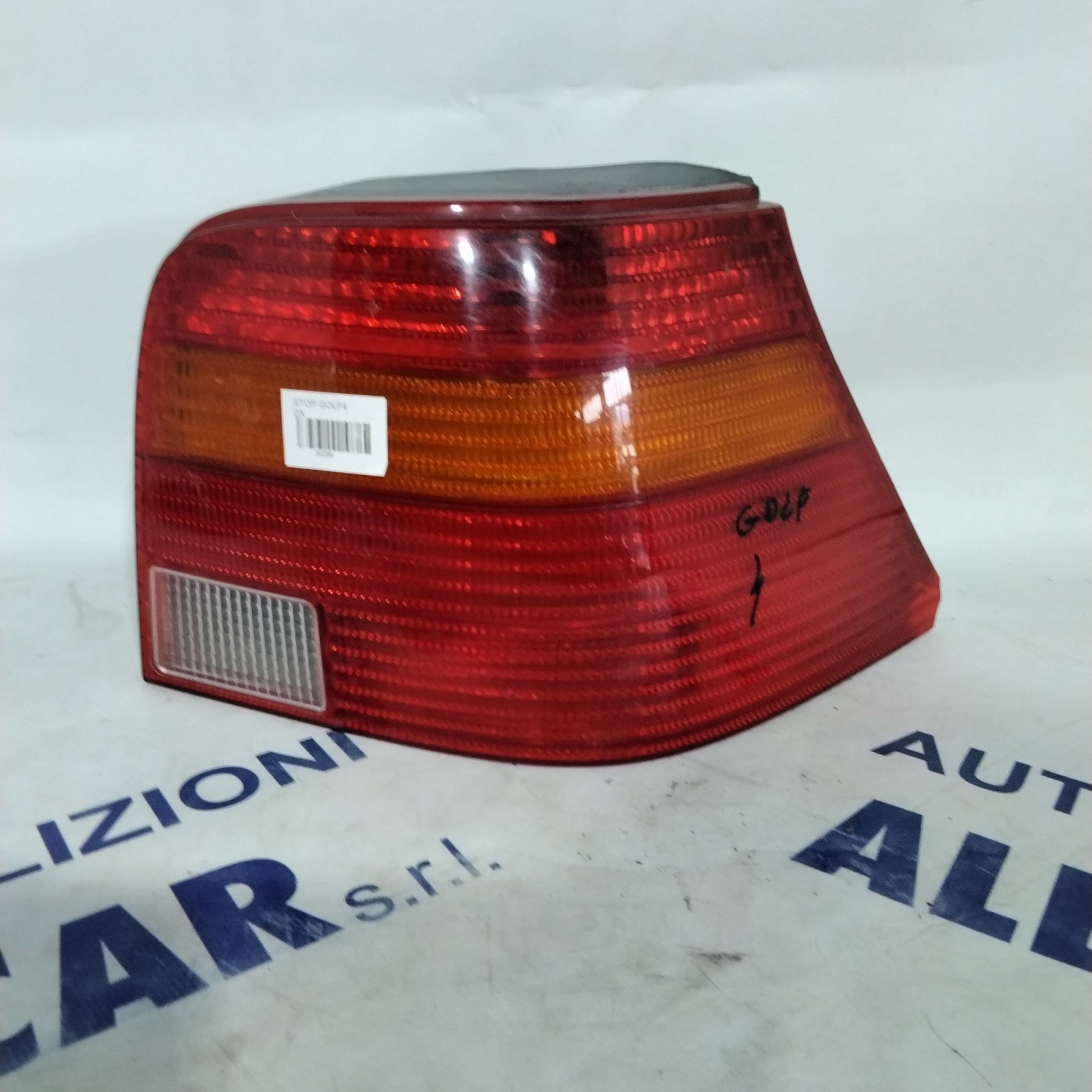 Taillight Volkswagen Golf 4 right year 2002 code: 37740719 (sf9p3)