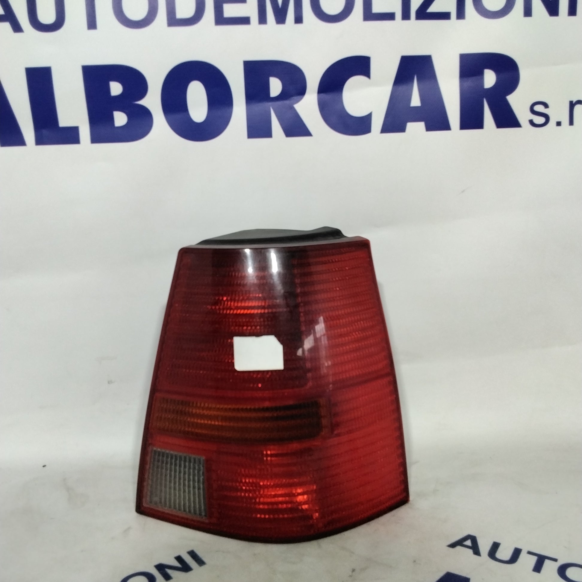 Tail light Volkswagen Golf 4 Variant right year 2002 code: 1J9945258A (sf9p3)
