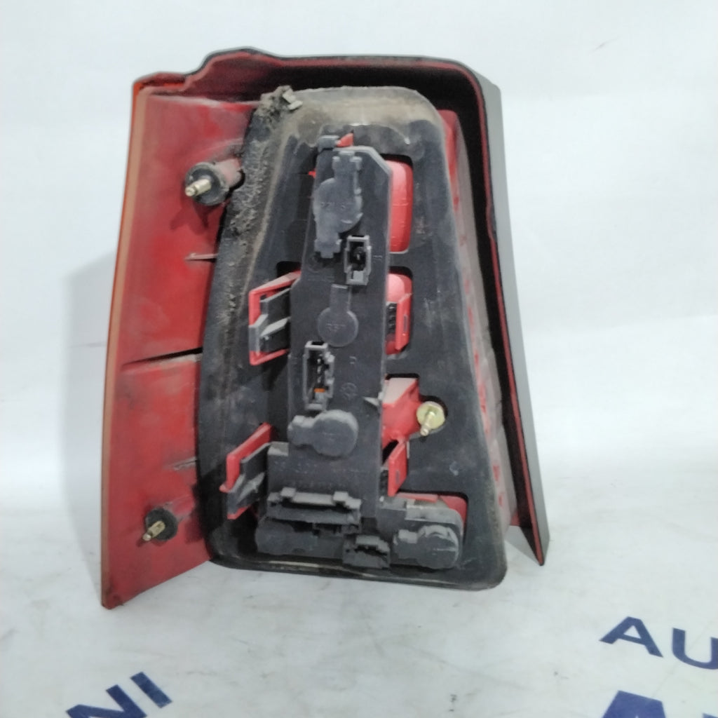 Tail light Volkswagen Golf 4 Variant right year 2002 code: 1J9945258A (sf9p3)