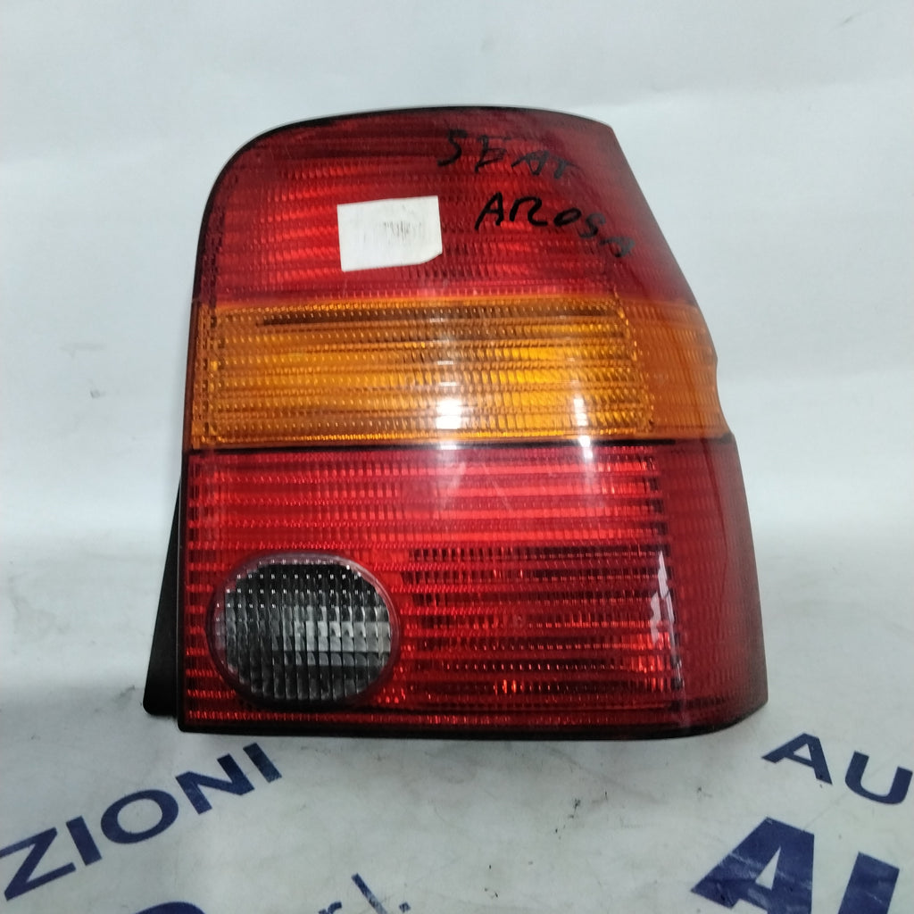 Right tail light Seat Arosa year 2000 code: 38020718 (sf9p3)