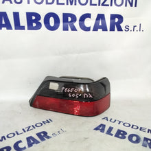 Carica l&#39;immagine nel visualizzatore di Gallery, Fanale stop peugeot 605 destro anno 1996 codice: 2241D (sf9p3)
