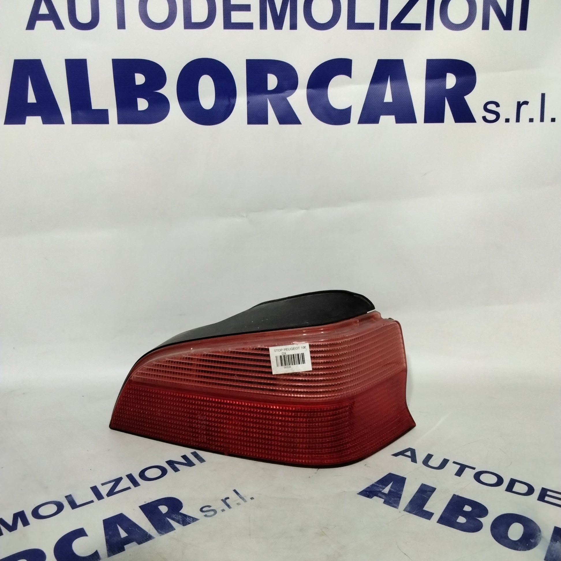 Peugeot 106 rear light right year 1997 code: 2274D (sf9p4)