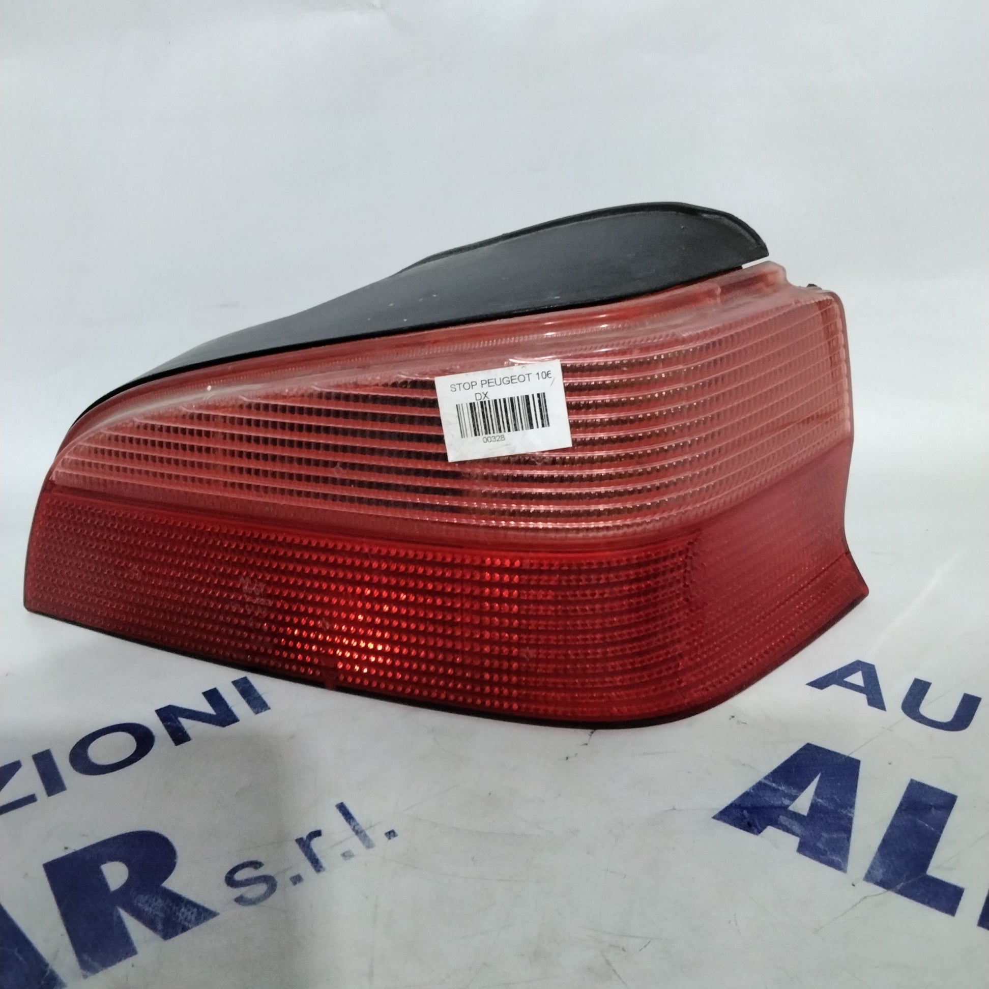 Peugeot 106 rear light right year 1997 code: 2274D (sf9p4)