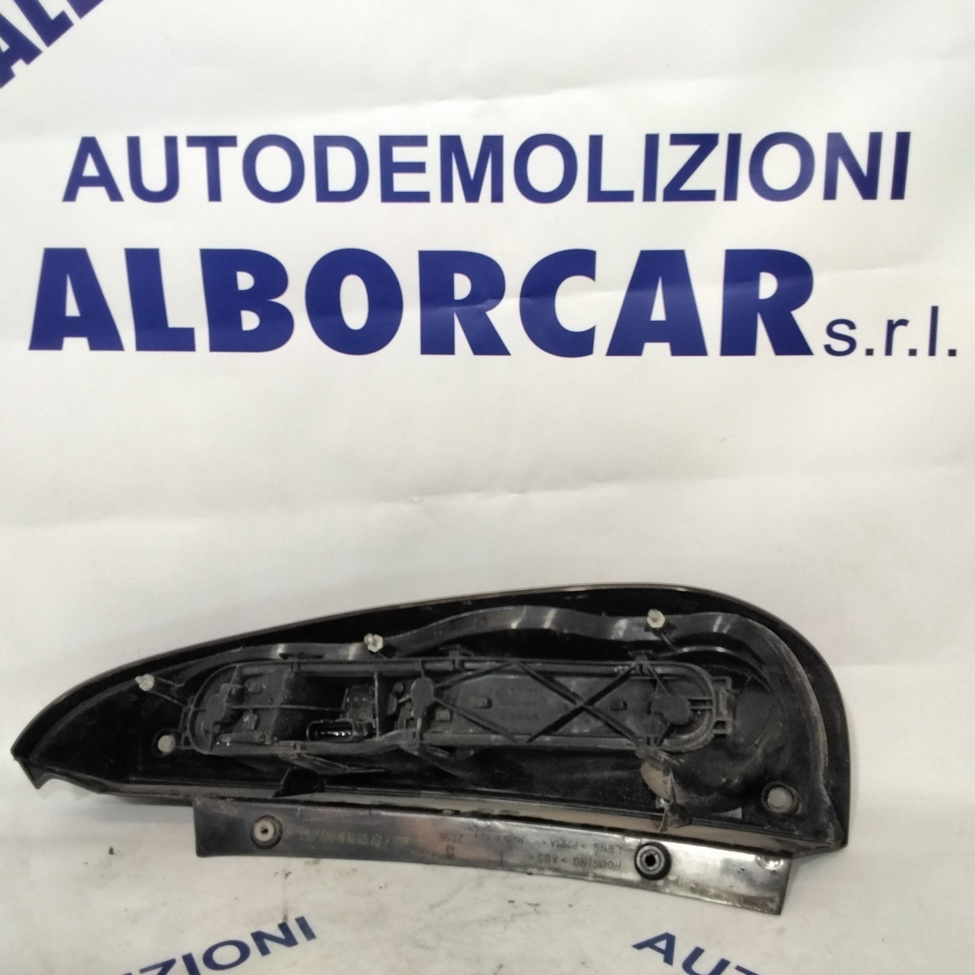 Smart Forfour 2006 5-door left tail light part number: 4548200564 (sf9p3)