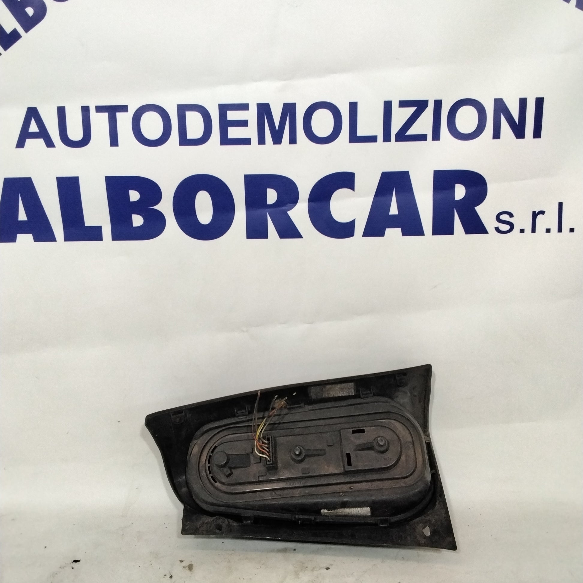 Left smart fortwo coupe stop light displacement: 698 3-door gasoline frame color: gray and black code: 0011644 (sf9p3)