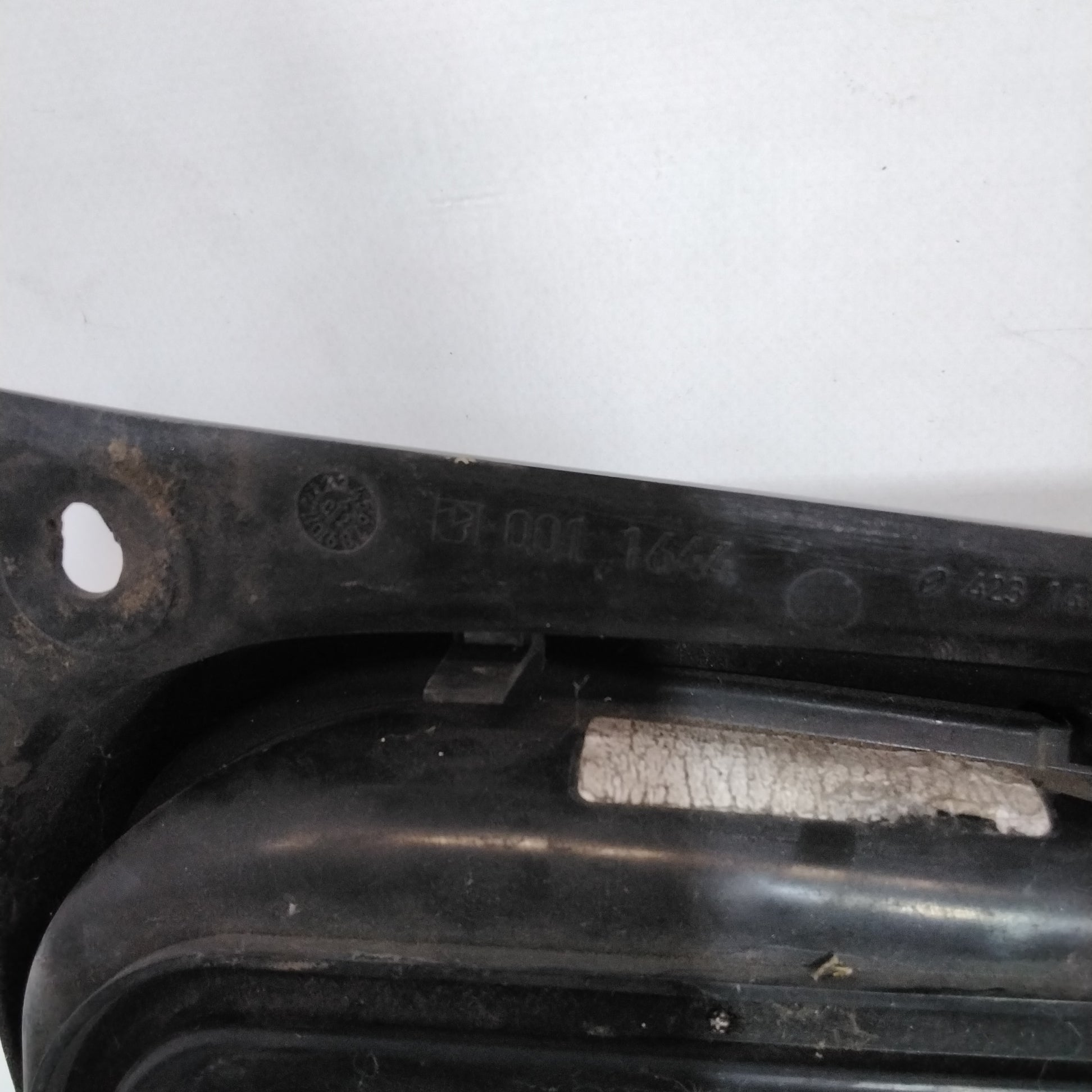 Left smart fortwo coupe stop light displacement: 698 3-door gasoline frame color: gray and black code: 0011644 (sf9p3)