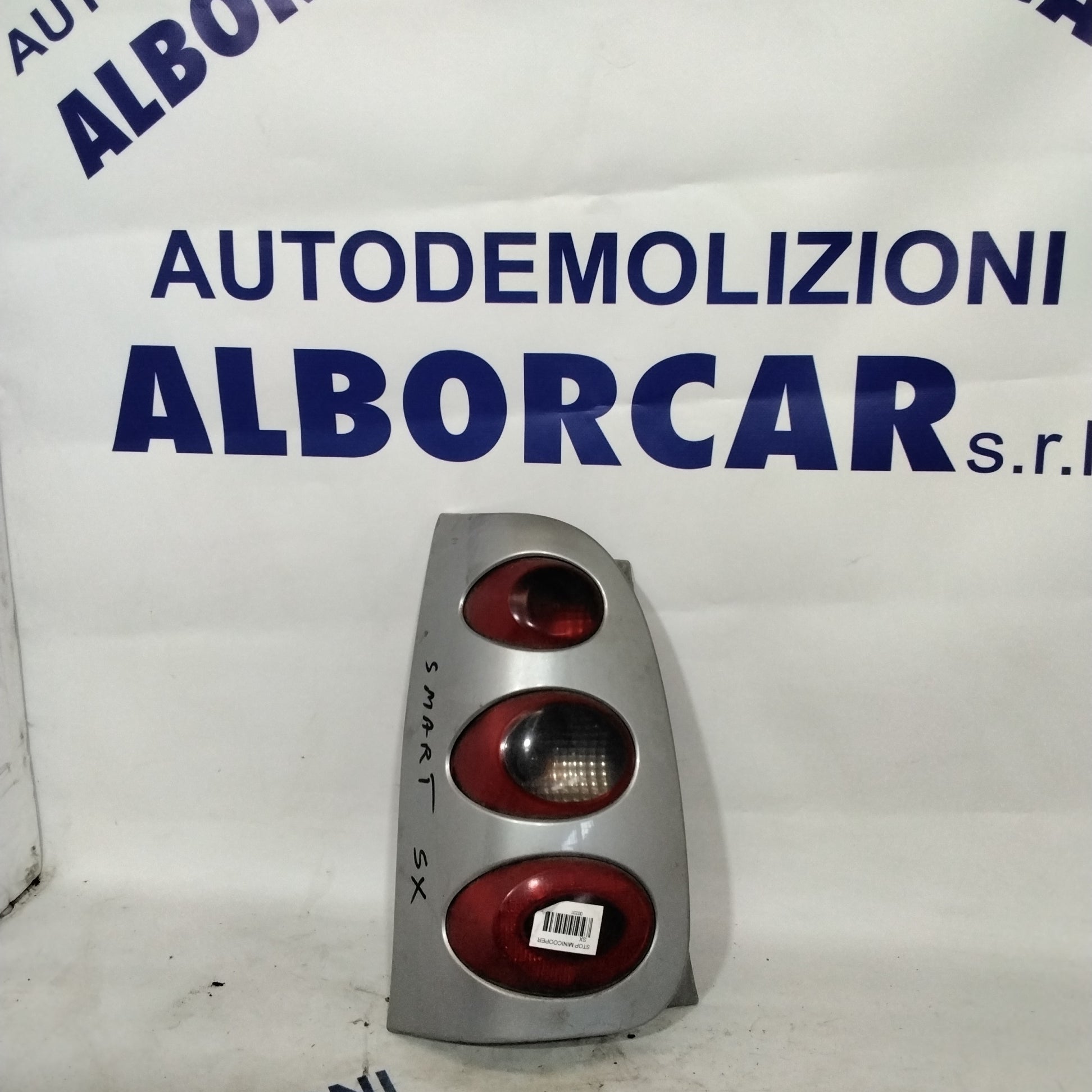 Left smart fortwo coupe stop light displacement: 698 3-door gasoline frame color: gray and black code: 0011644 (sf9p3)
