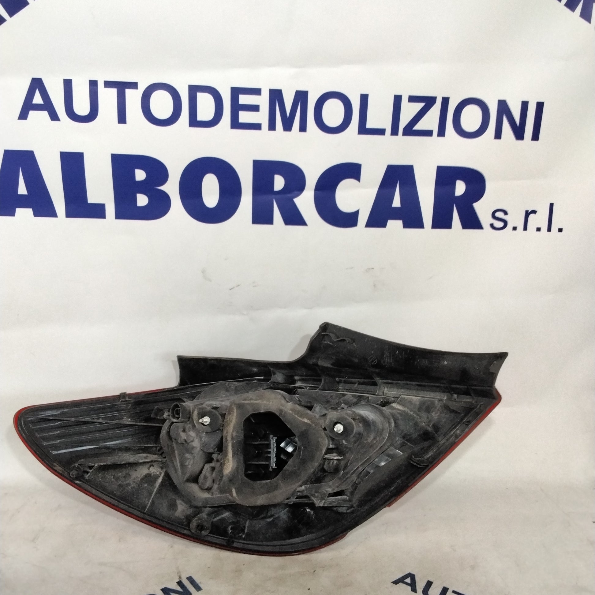 right stop light opel corsa 1.2 petrol 5 doors code 13269051