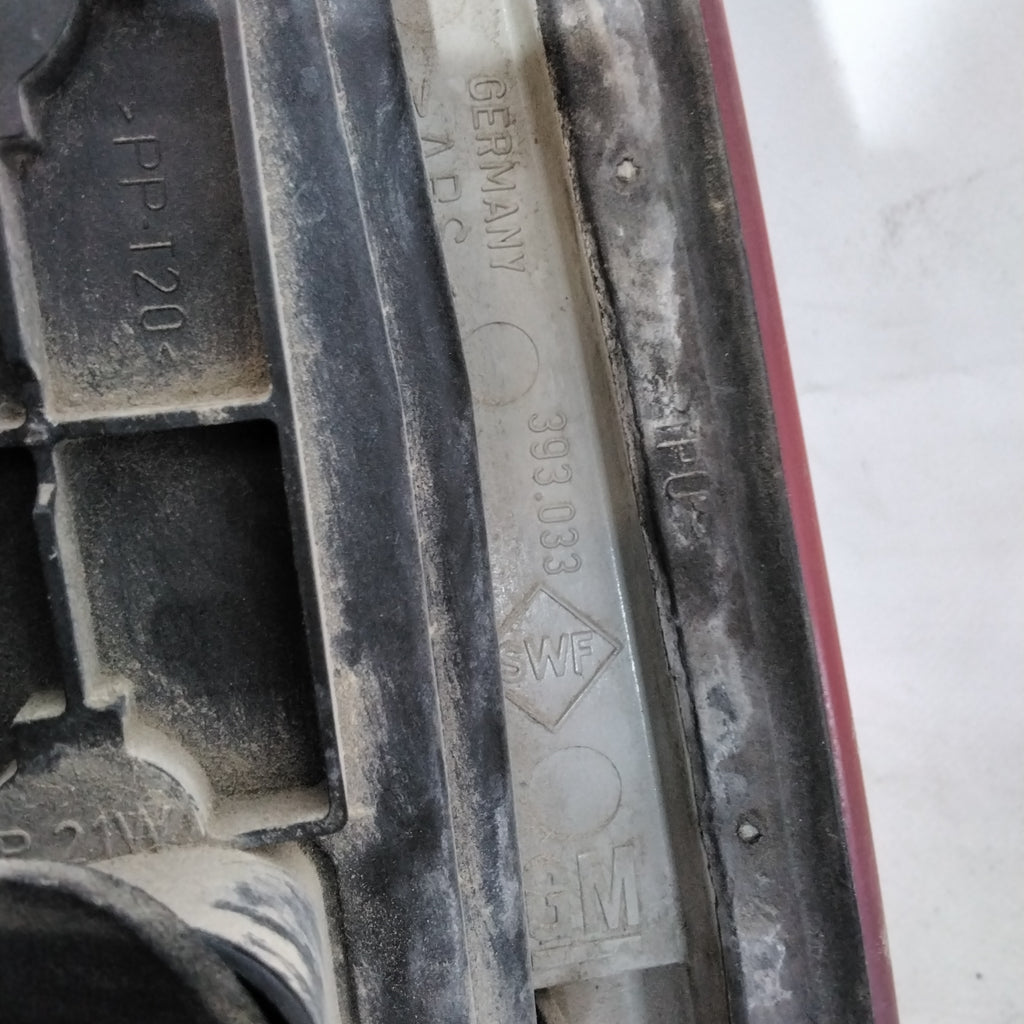 Opel Astra station wagon left stop light 1.7 diesel 3-door year: 1999-2004 code: 393033 (sf10p1)