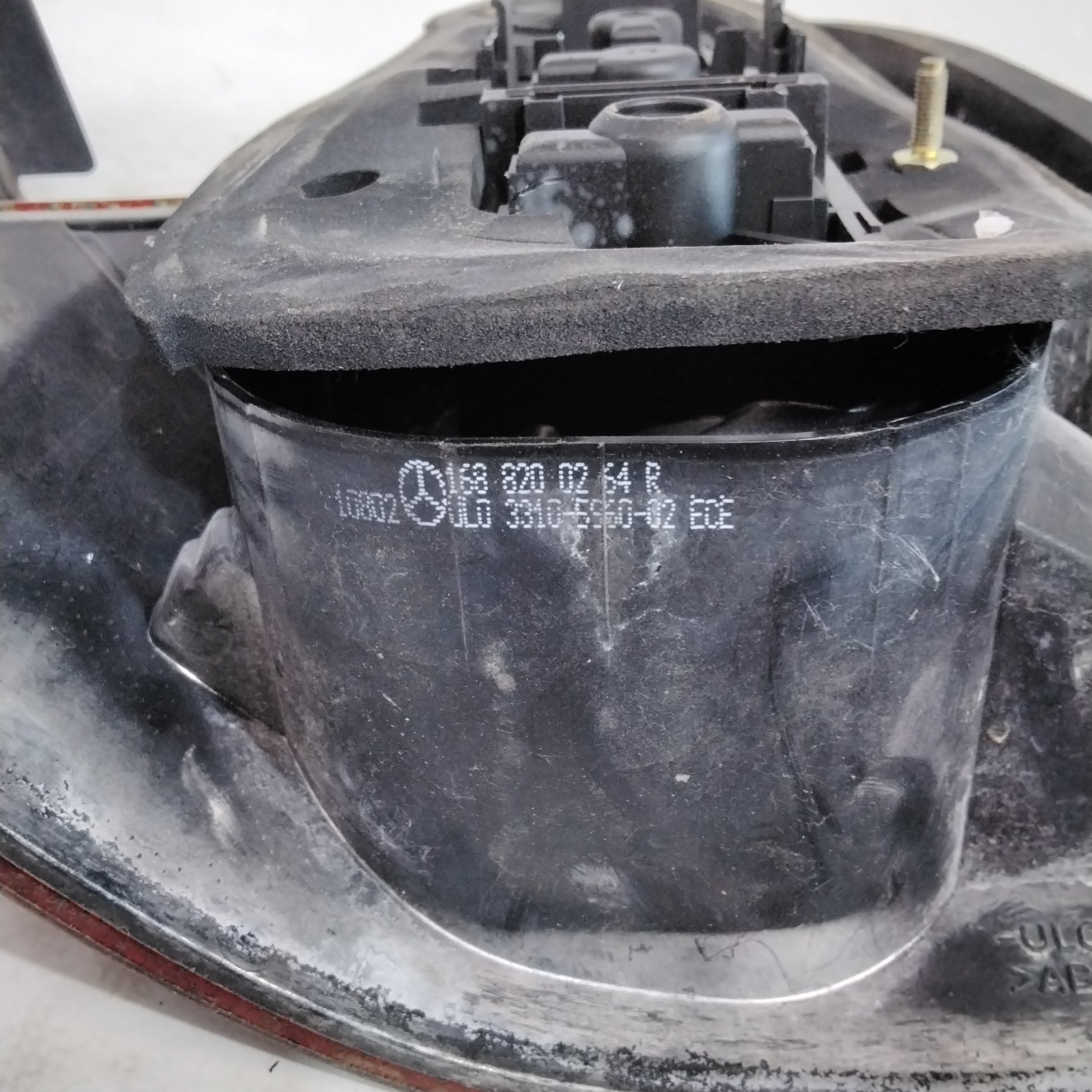 right stop light mercedes a class 160 part number 1688200264R