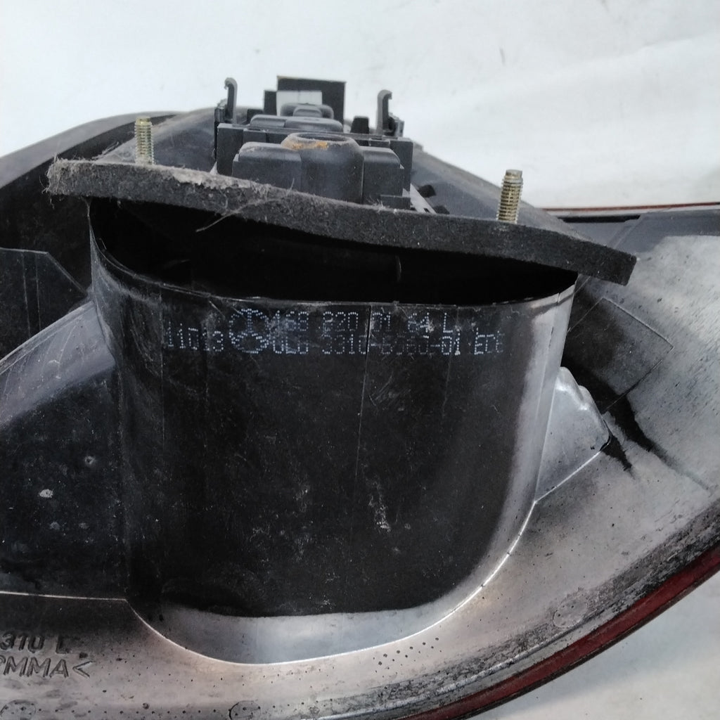 Mercedes A-Class 160 left tail light code: 1688200164L (sf10p1)