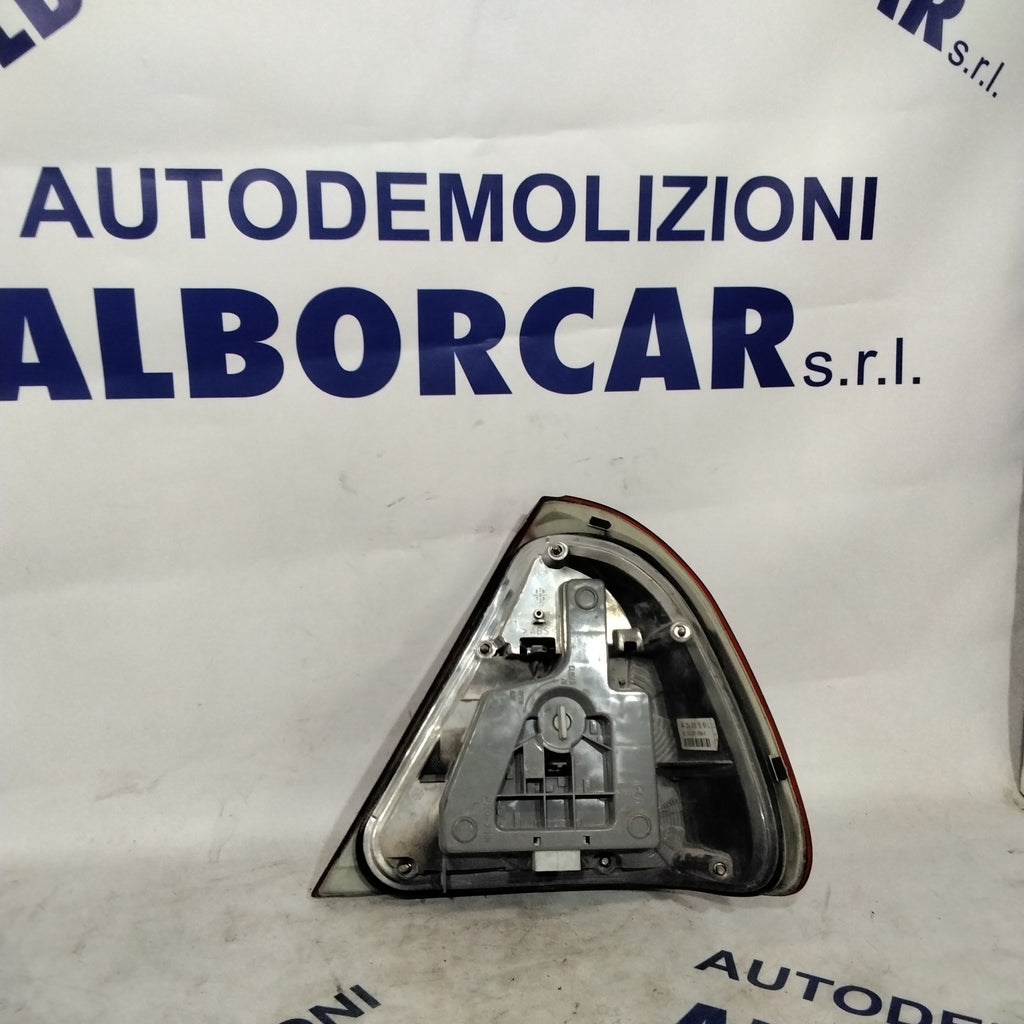 Mercedes C-Class 200 left tail light year: 1998-2004 code: 2028203564L (sf10p1)