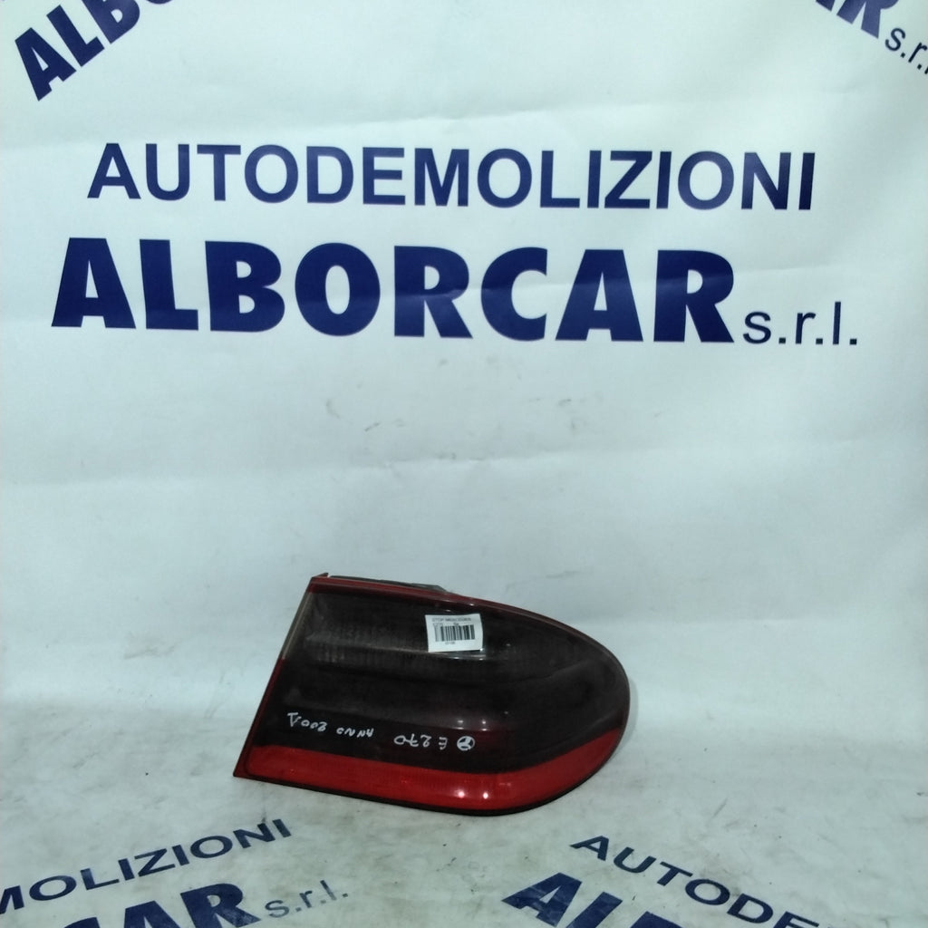 Fanale stop mercedes sinistro classe E 270  anno: 1998-2004 codice: A2108203464/A2108205364 (sf10p1)