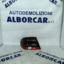 Carica l&#39;immagine nel visualizzatore di Gallery, Fanale stop mercedes destro classe E 270  anno: 1998-2004 codice: A2108203364/ A2108202264 (sf10p1)
