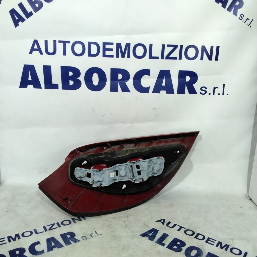Mercedes A180 right tail light year: 2003-2013 code: A1698201064R (Sf10p1)