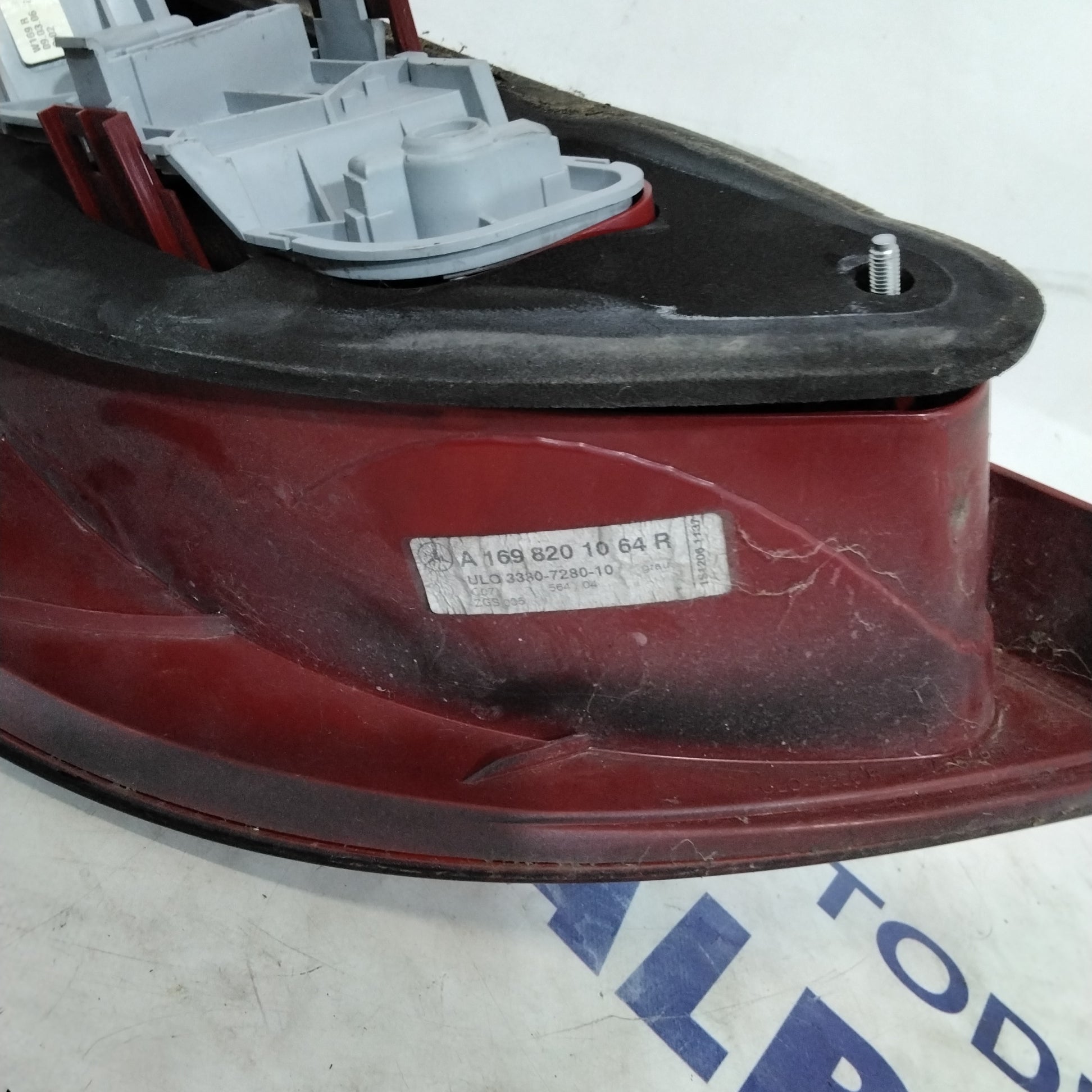 Mercedes A180 right tail light year: 2003-2013 code: A1698201064R (Sf10p1)