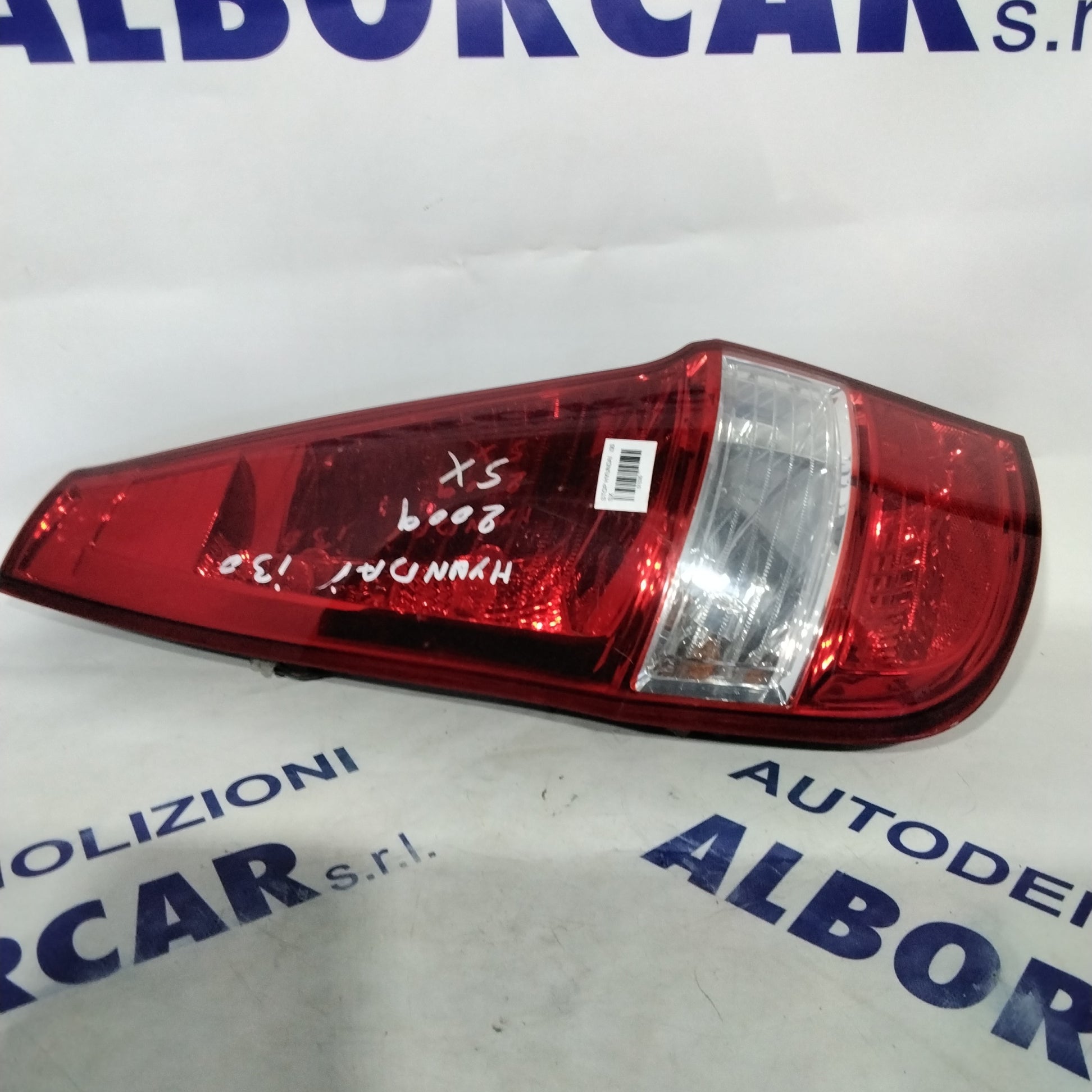 Hyundai i30 rear left tail light year 2009 code: 924012R1 (sf9p2)