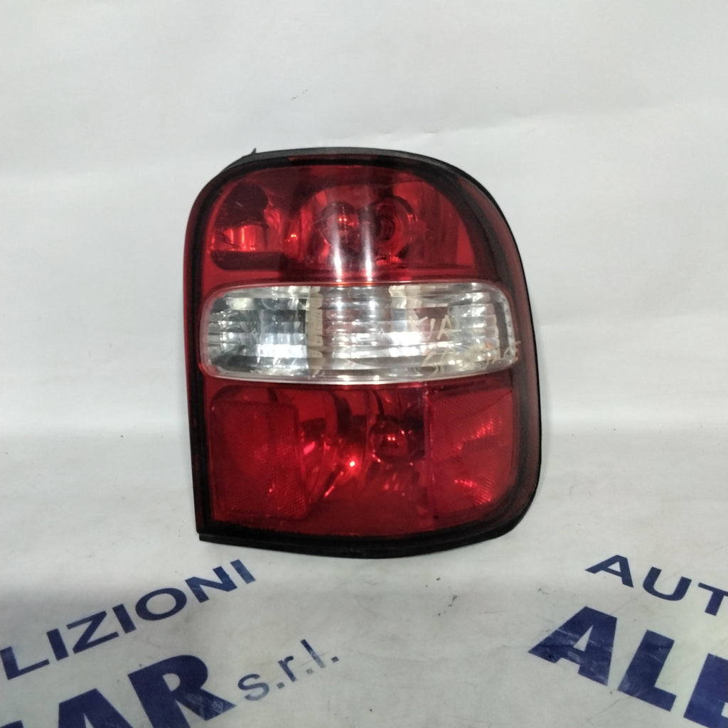 Kia Sportage rear right tail light year 2002 (sf10p1)